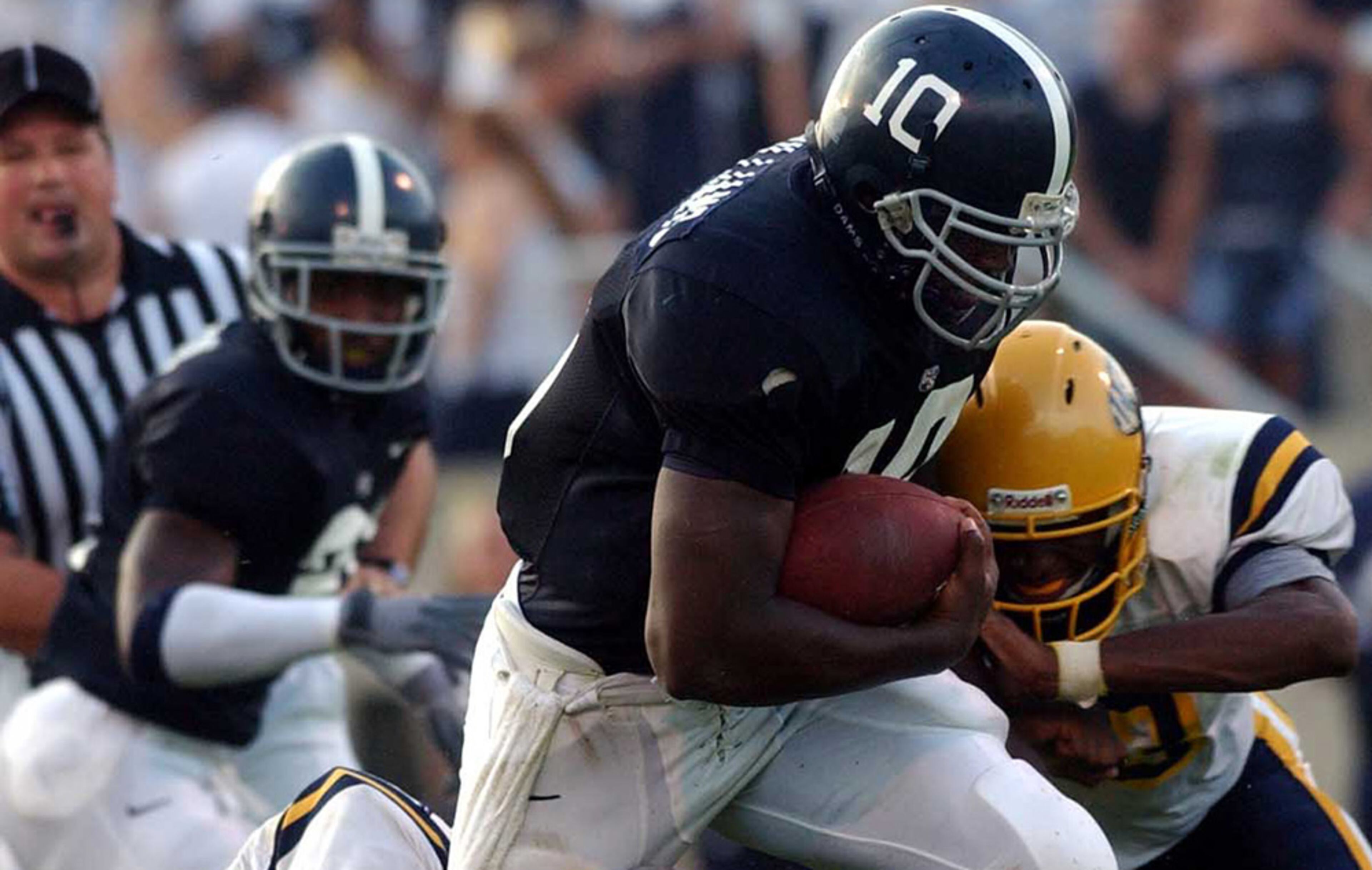 Georgia Southern 84, Johnson C. Smith 3 (2004) -- Georgia Southern amassed 573 yards of offense - 546 on the ground - against the historically black college from North Carolinal, which gained just 128 yards total offense.