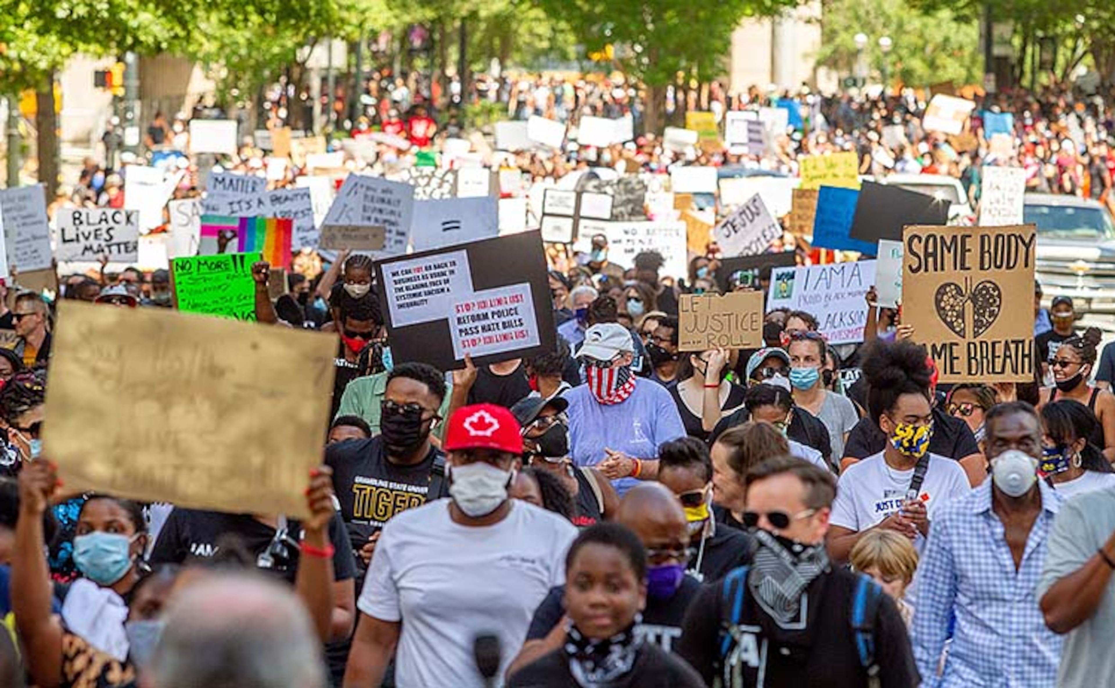 A large crowd fills Marietta St on there way to the State Capital from Centennial Olympic Park Friday, June 19, 2020. STEVE SCHAEFER FOR THE ATLANTA JOURNAL-CONSTITUTION