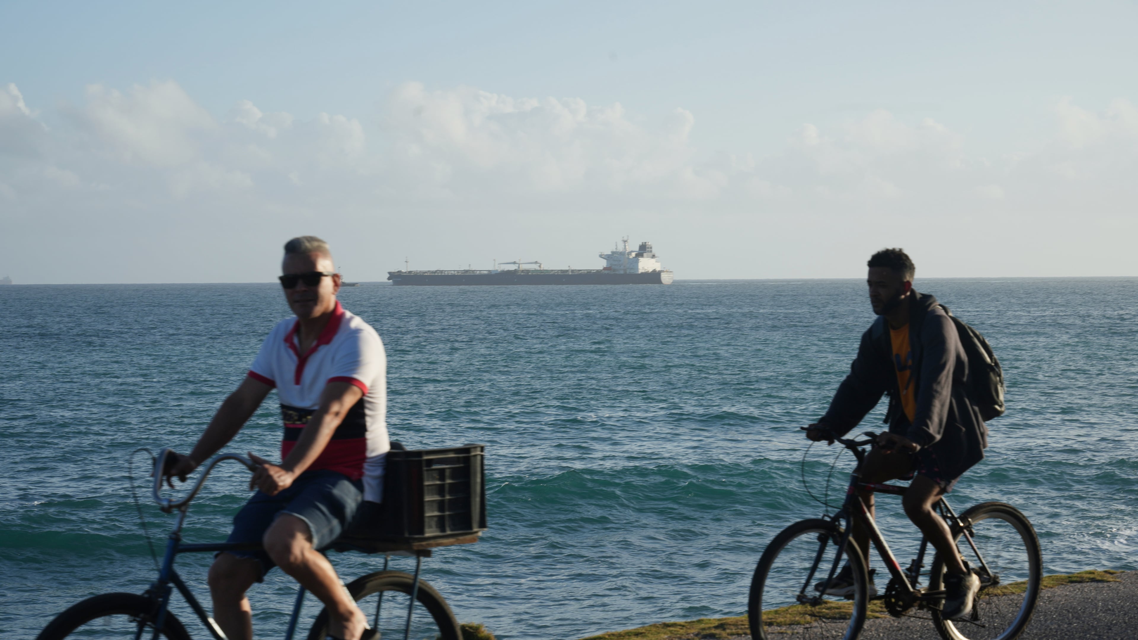 Russian-flagged oil tanker Anatoly Kolodkin approaches Matanzas in Matanzas, Cuba, Tuesday, March 31, 2026.. (AP Photo/Ramon Espinosa)