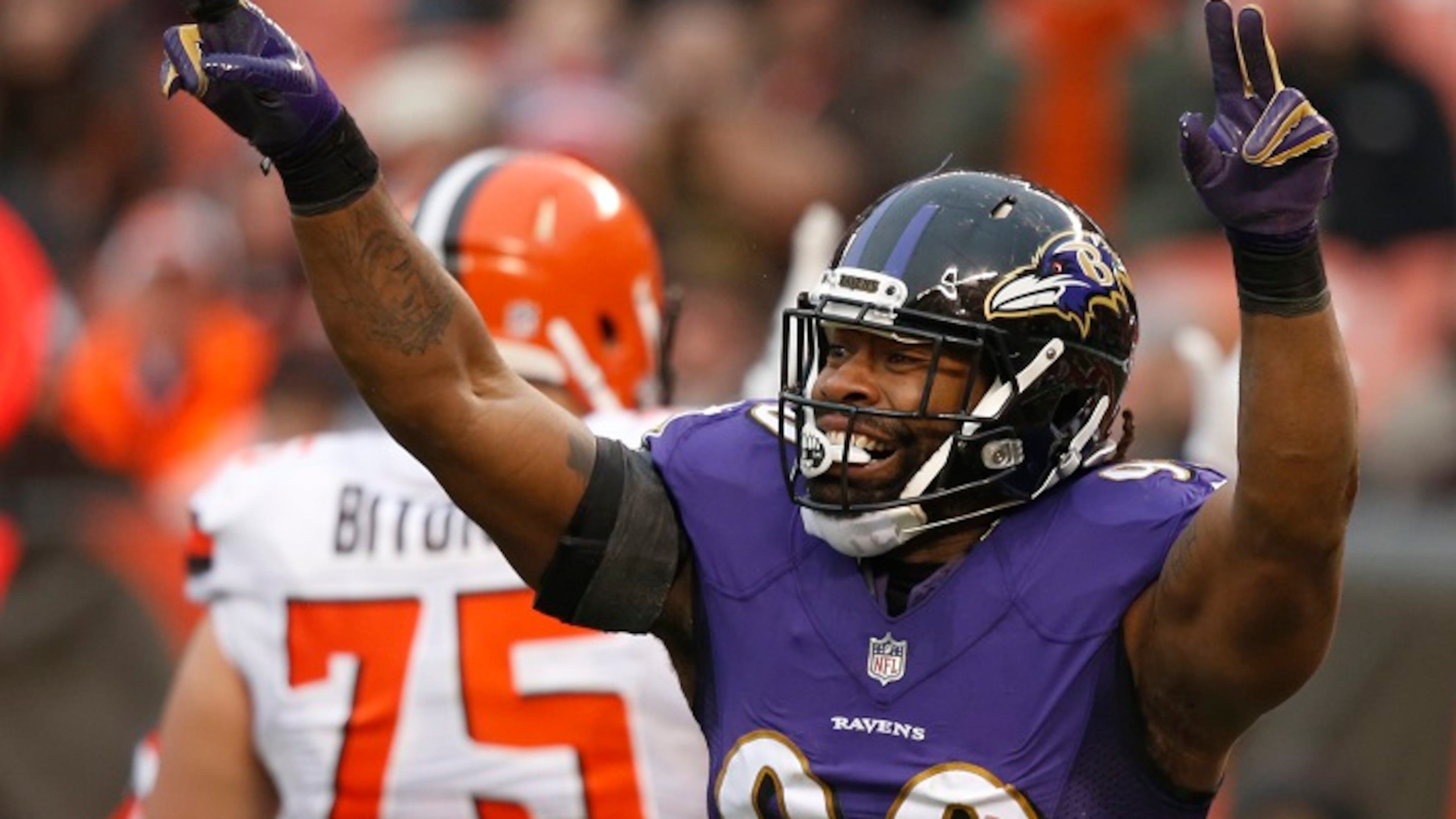 Baltimore Ravens defensive end Za'Darius Smith celebrates the Ravens score on a fumble in the end zone by the Cleveland Browns during the second half of an NFL football game, Sunday, Dec. 17, 2017, in Cleveland. (Ron Schwane/AP)