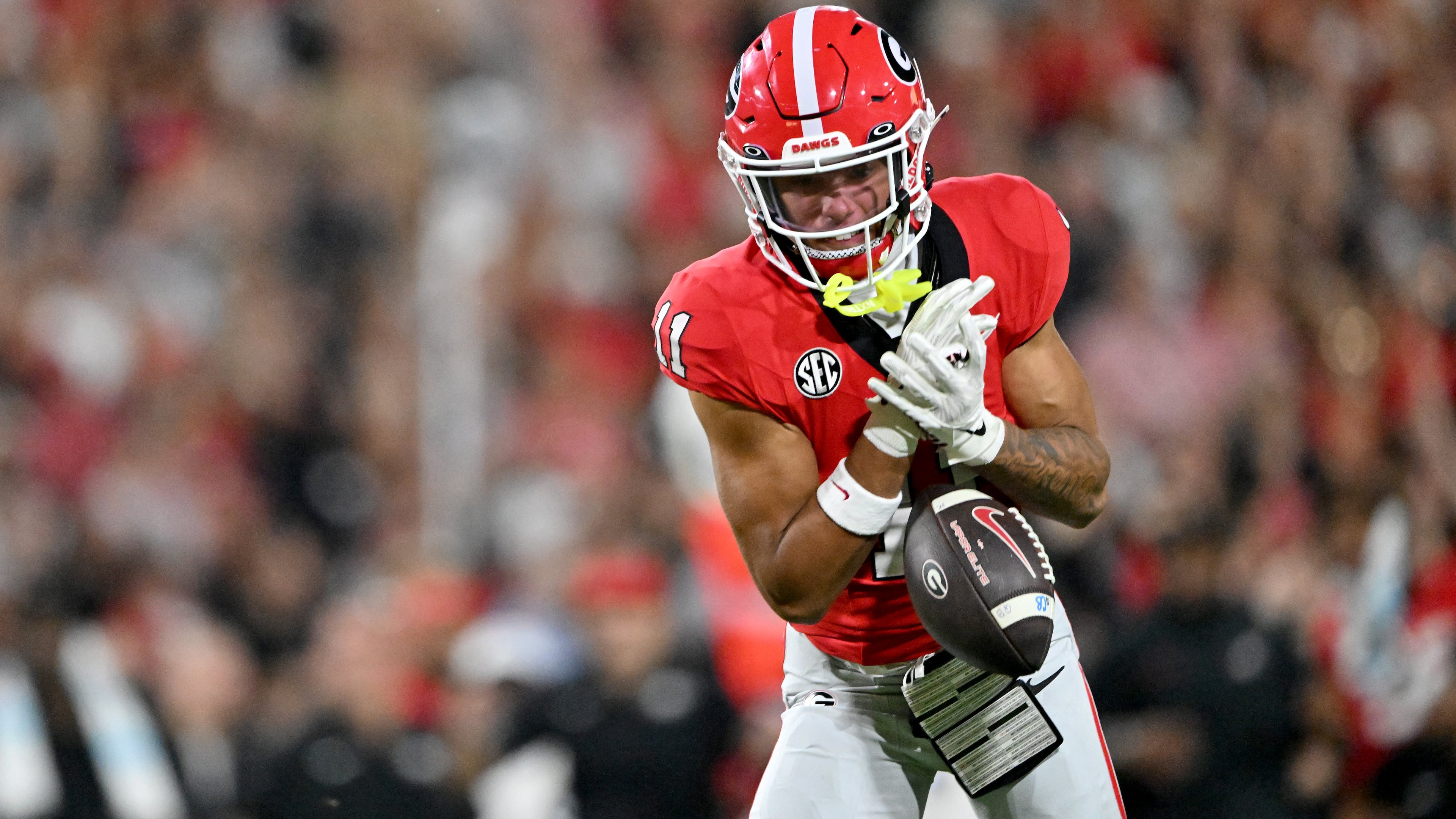 Georgia wide receiver Talyn Taylor drops a pass against Alabama on Saturday, Sept. 27, 2025, at Sanford Stadium in Athens. The drop proved costly in the Bulldogs' 24-21 loss, and Taylor broke his collarbone before the next game. (Hyosub Shin/AJC 2025)