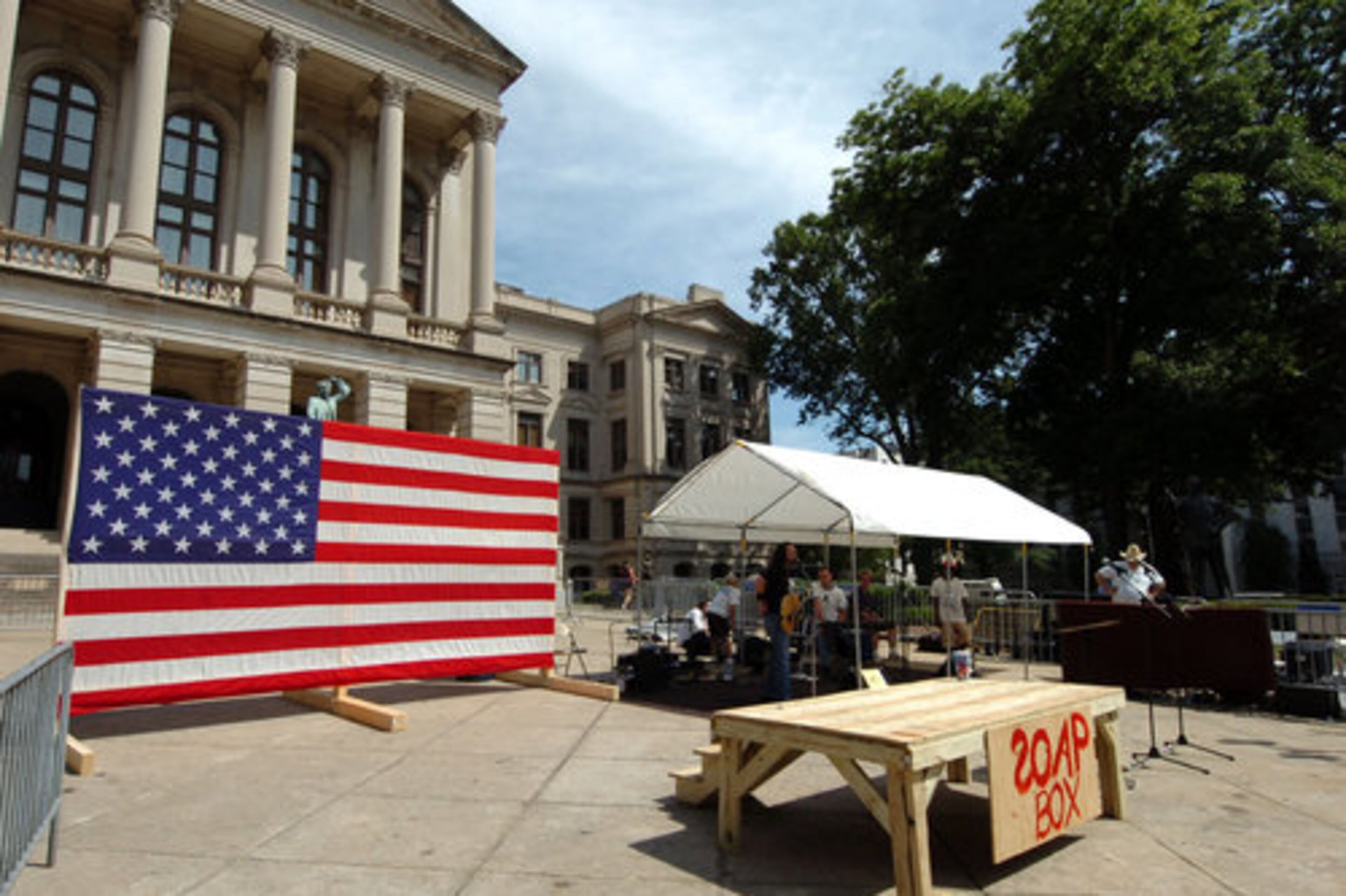 An Atlanta Freedom Rally and Tea Party was held at the State Capitol Saturday afternoon.