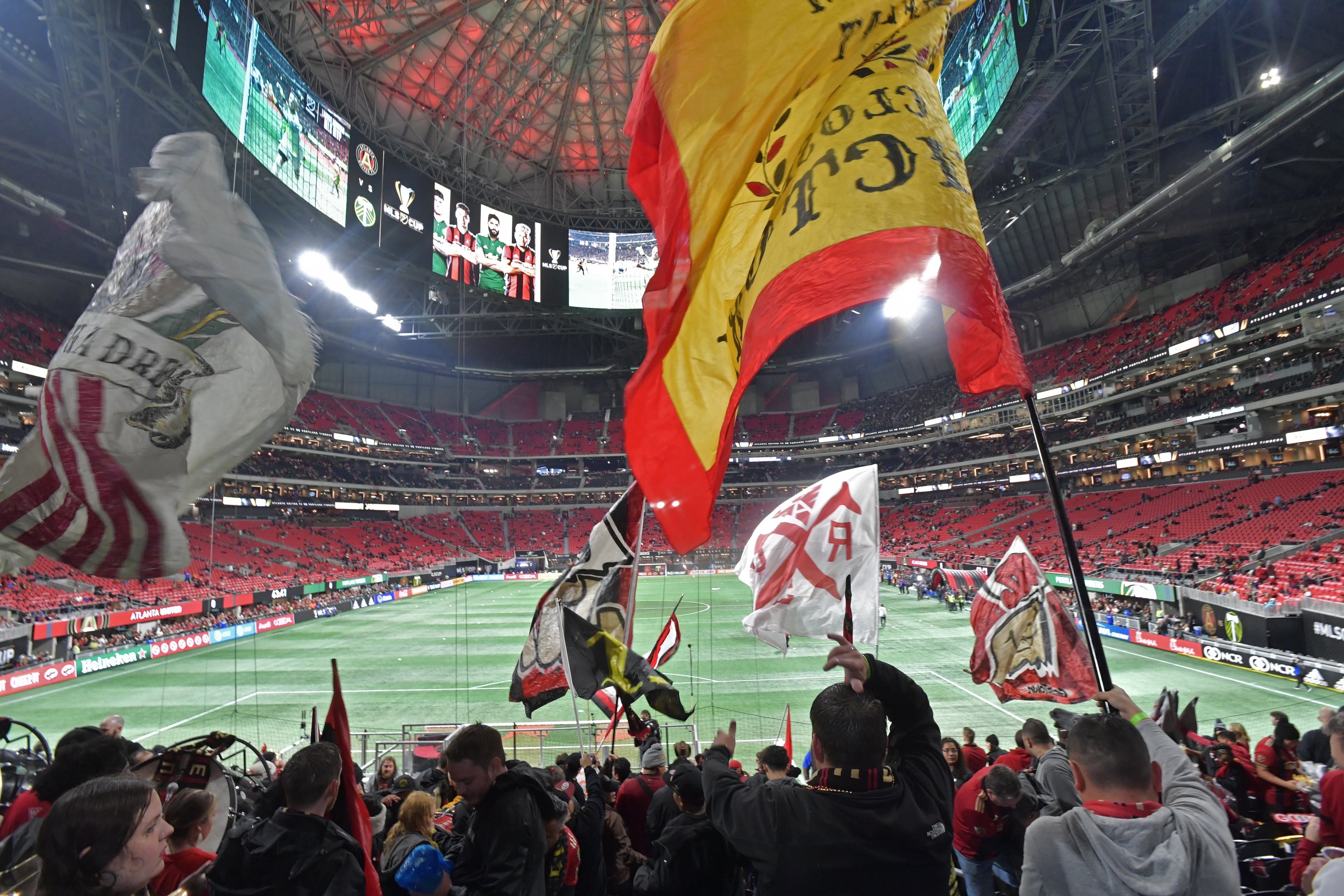 December 8, 2018 Atlanta - Atlanta United fans cheer before the start of the MLS championship game between the Portland Timbers and the Atlanta United on Saturday, December 8, 2018. HYOSUB SHIN / HSHIN@AJC.COM