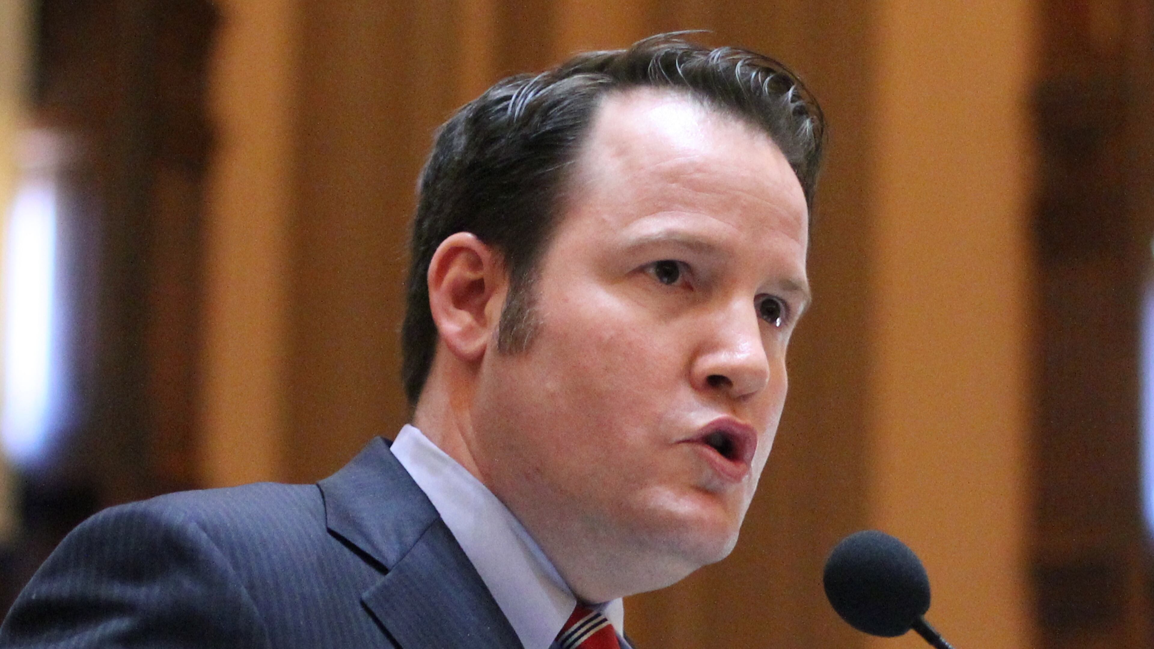 State Rep. Scott Holcomb, D-Atlanta, says Gov. Brian Kemp's alternative plan to Medicaid expansion. (Jason Getz/jason.getz@ajc.com)