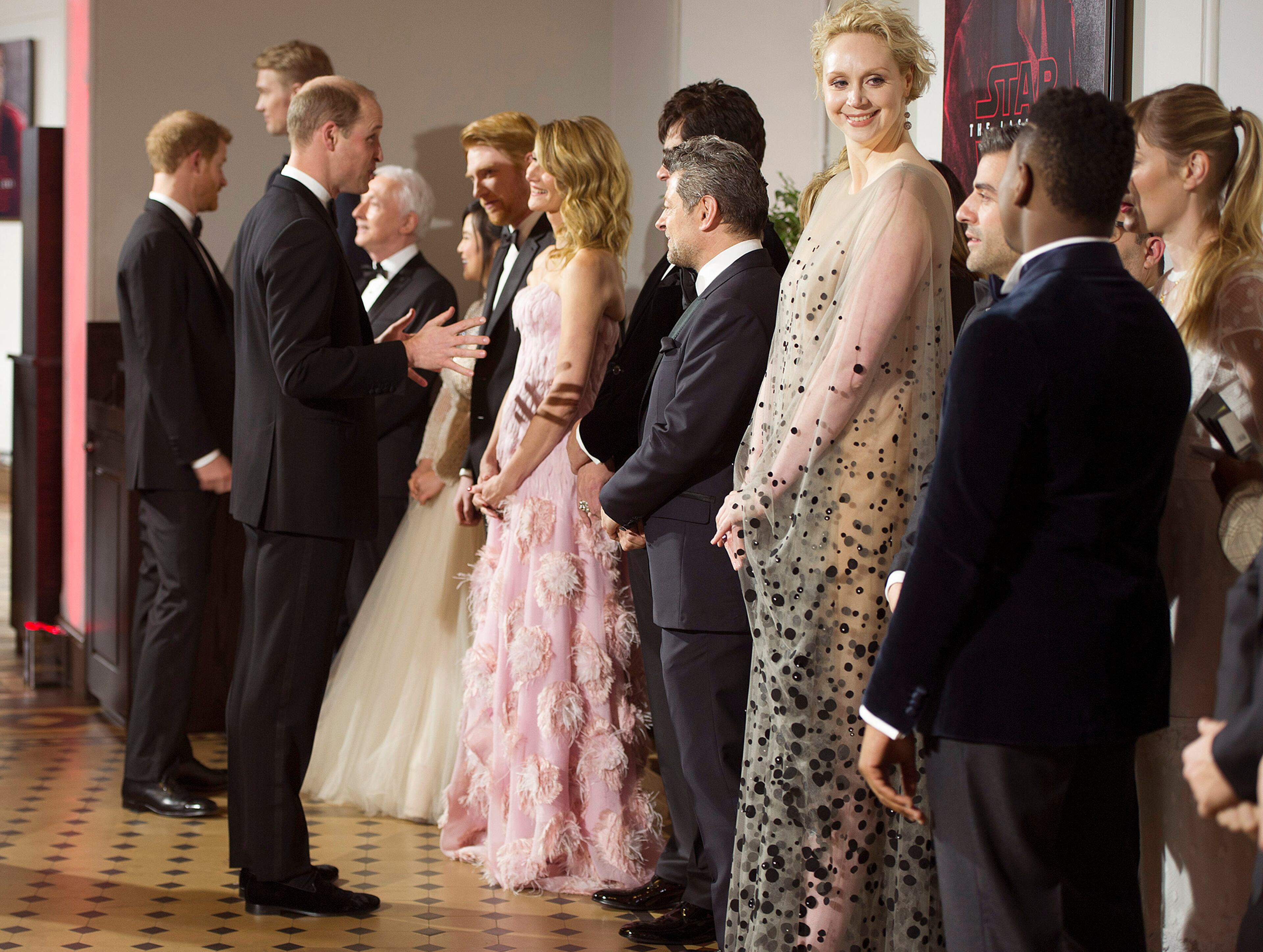 LONDON, ENGLAND - DECEMBER 12: Prince William, Duke of Cambridge speaks to actor Benicio del Toro as they attend the European Premiere of 'Star Wars: The Last Jedi' at Royal Albert Hall on December 12, 2017 in London, England. (Photo by Eddie Mulholland - WPA Pool/Getty Images)