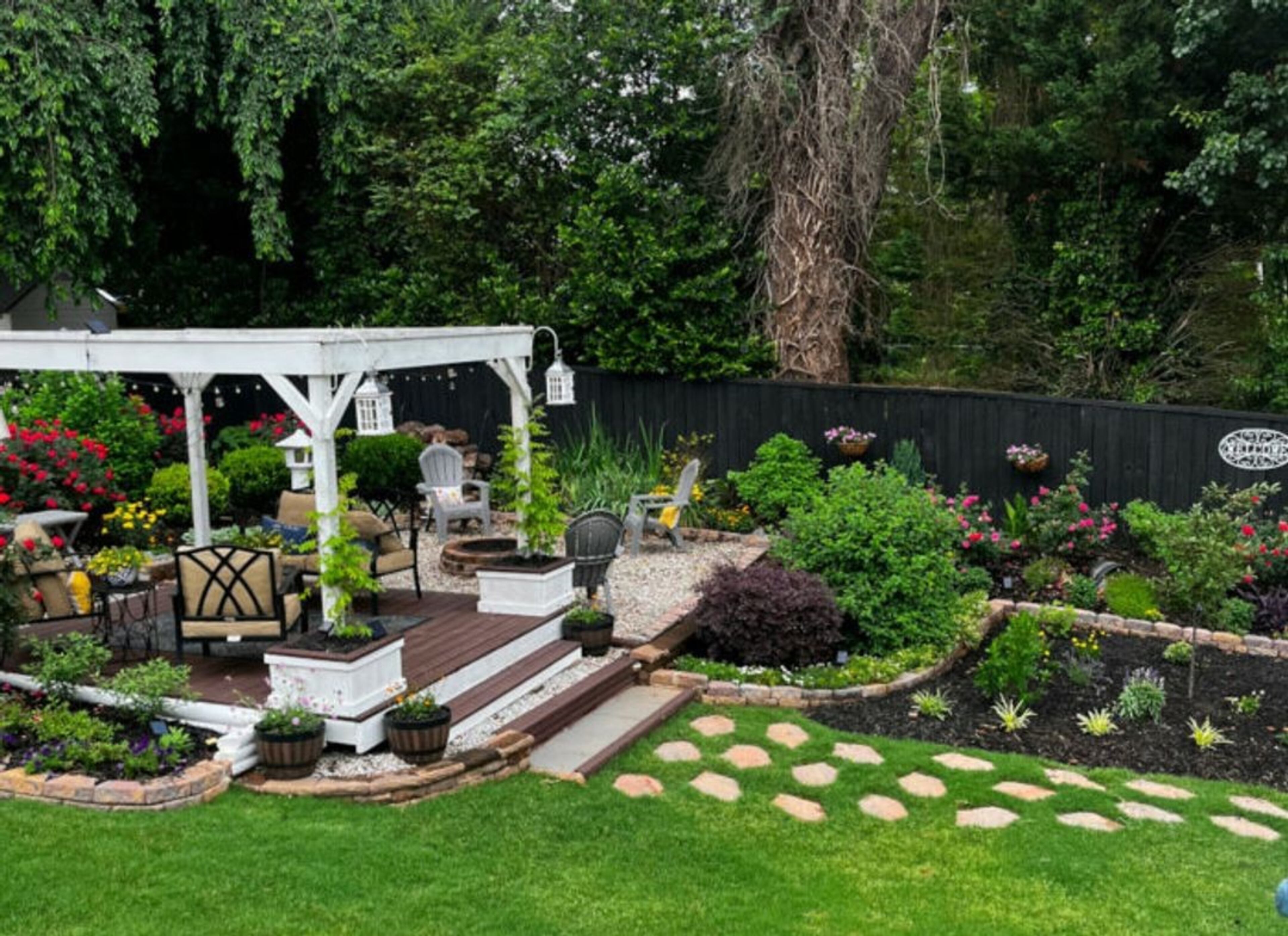 An impeccably landscaped lawn is always a favorite on the
Keep Smyrna Beautiful Garden Tour.
(Courtesy of Keep Smyrna Beautiful / Deborah Tibbs)