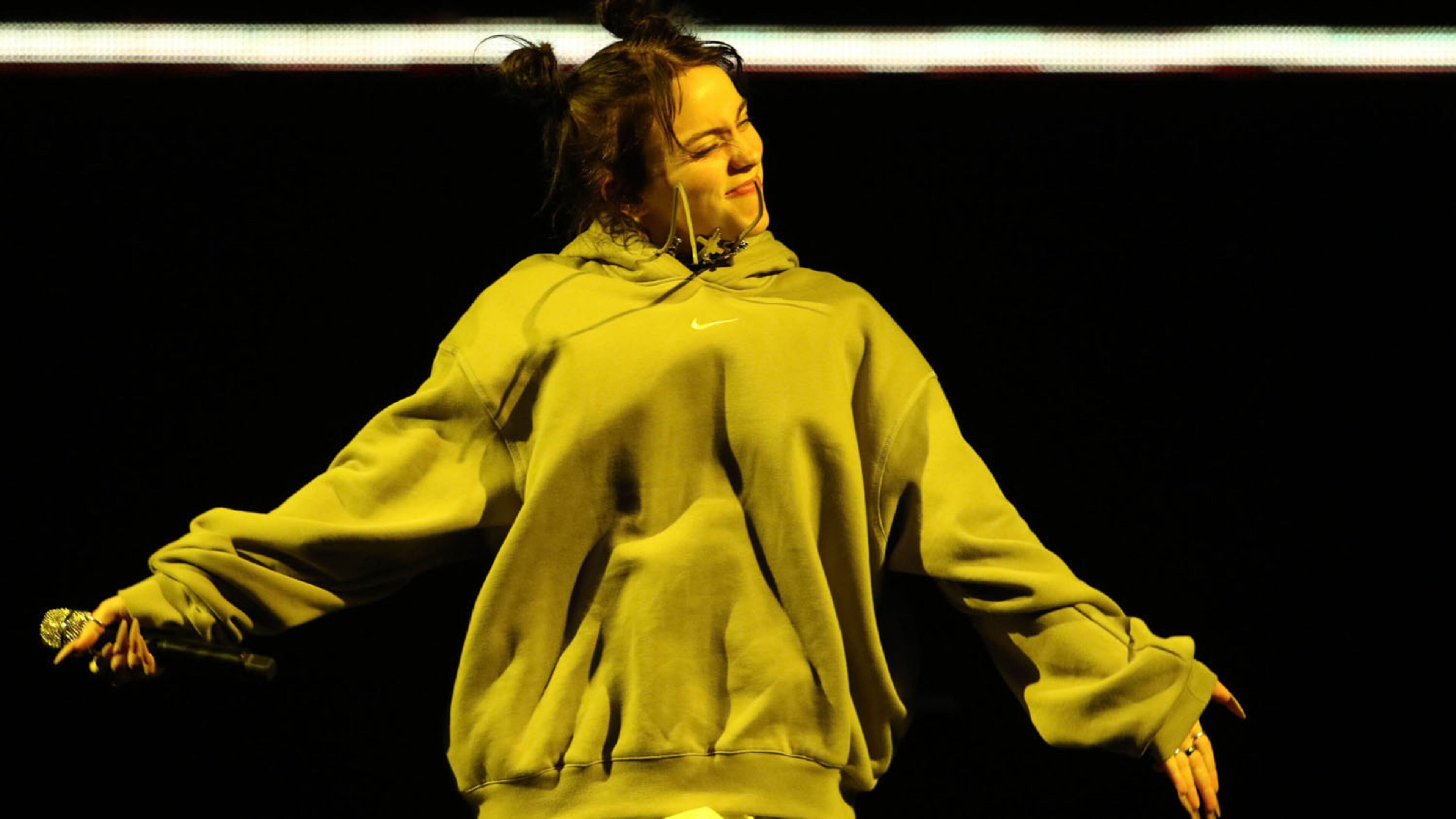 Seventeen year-old rising pop star Billie Eilish packed sold out Cadence Bank Amphitheatre at Chastain Park on Sunday, June 23, 2019. Robb Cohen Photography & Video /RobbsPhotos.com