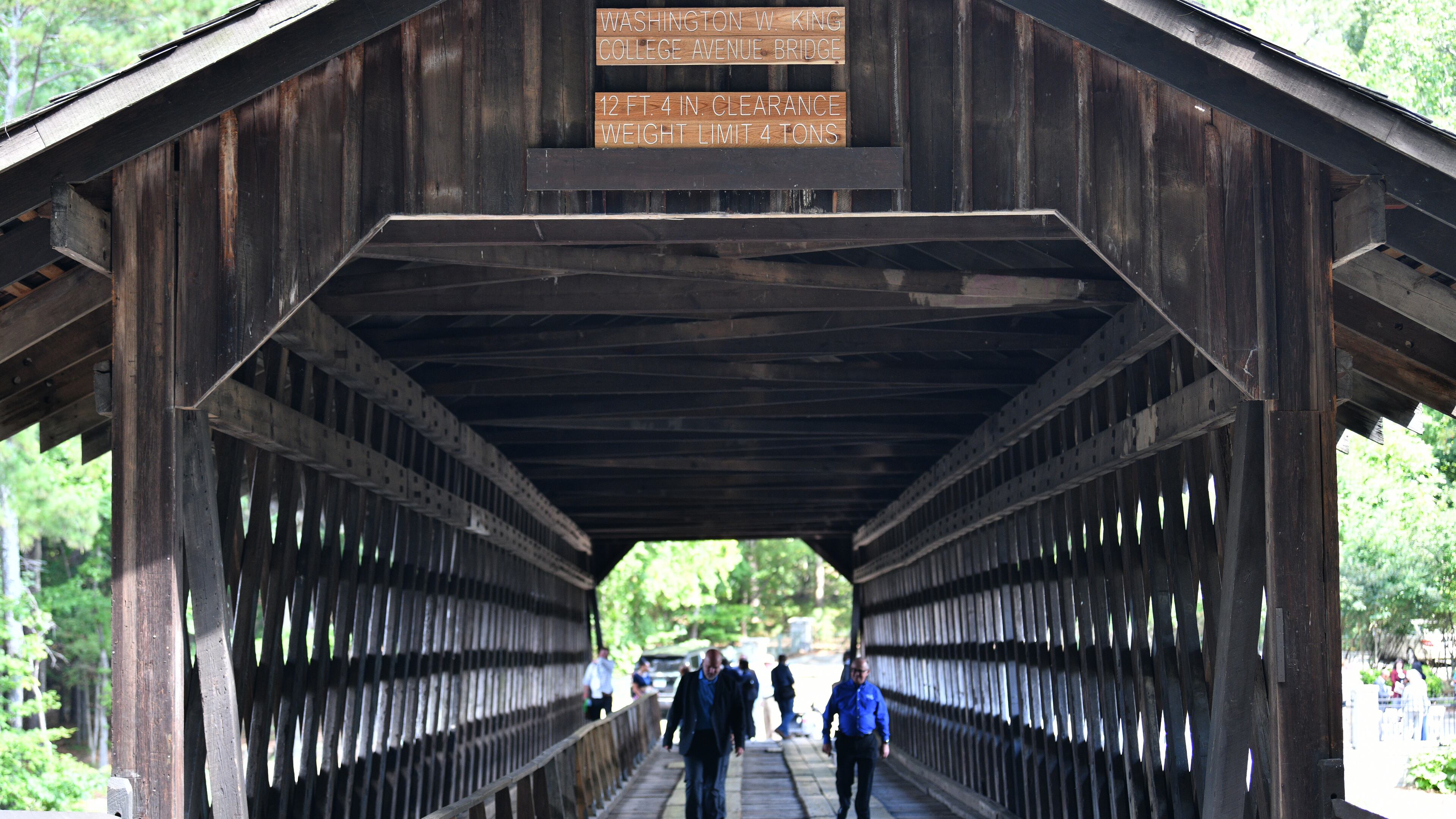 September 16, 2022 Stone Mountain - Exterior of Washington W. King / College Avenue Bridge, which connects Robert E. Lee Boulevard to "Indian Island" at Stone Mountain Park on Friday, September 16, 2022. The board of directors of the Stone Mountain Memorial Association (SMMA) unanimously voted to name this historic bridge the Washington W. King Bridge, in memory of, as well as honoring the bridge designer and builder. (Hyosub Shin / Hyosub.Shin@ajc.com)