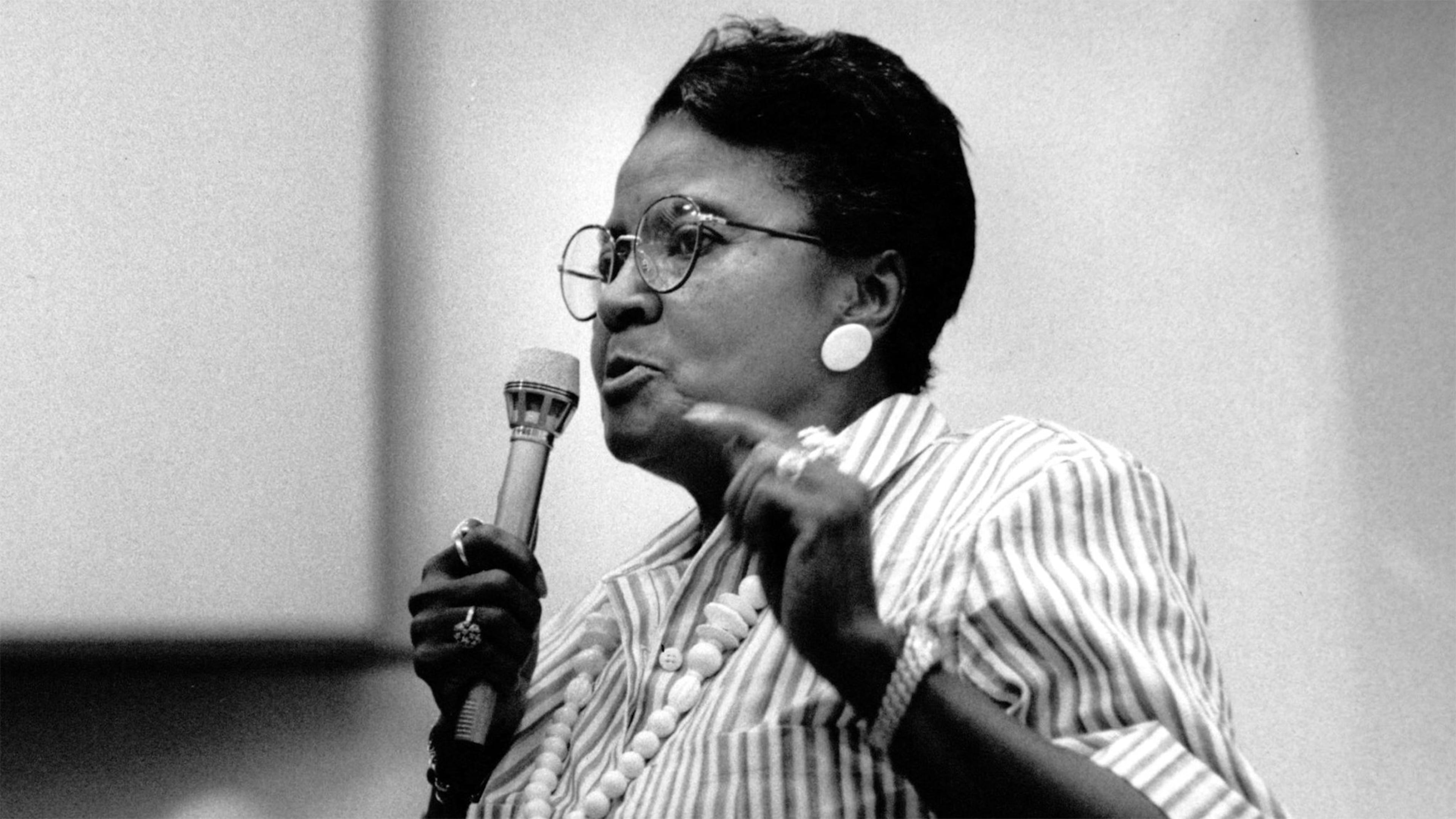 Labor activist Dorothy Bolden speaks up at a public hearing in 1988. She spoke to the Fulton County Commission in favor of a $6 million trust fund tied to the building of the Georgia Dome that would benefit Vine City homeowners. (Dwight Ross Jr. / AJC Archive at GSU Library AJCP330-041ac)