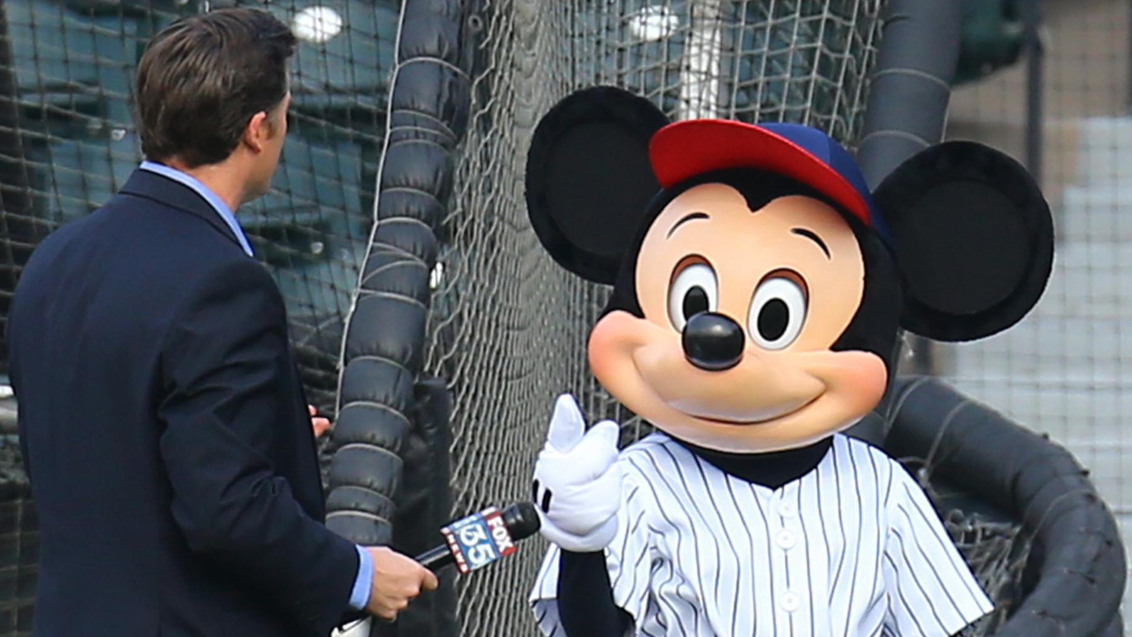 Pitchers, catchers and rodents report to Braves camp in Lake Buena Vista Wednesday.