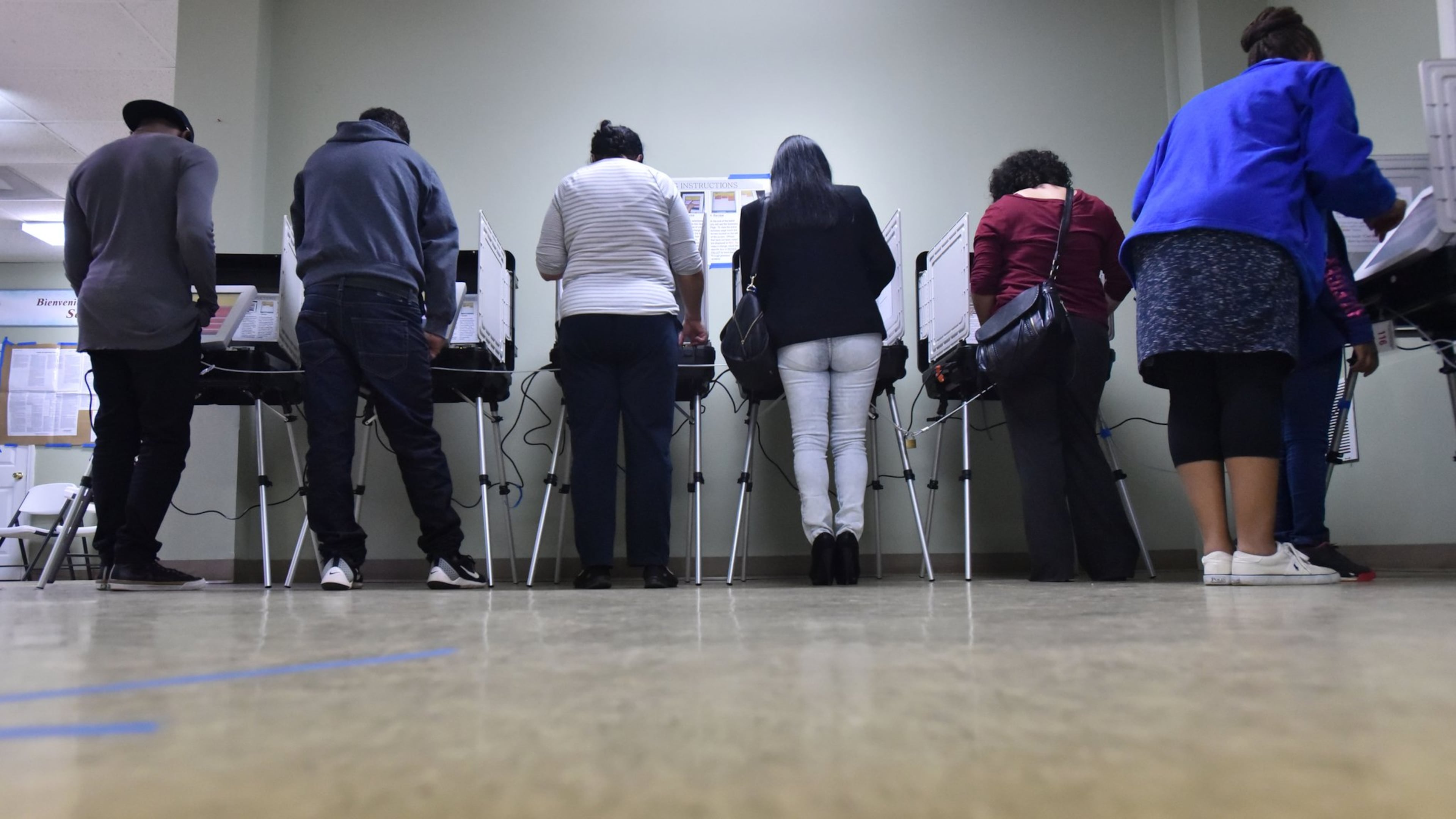 Gwinnett County residents cast their votes in 2016’s presidential election at Amazing Grace Lutheran Church in Lawrenceville. HYOSUB SHIN / HSHIN@AJC.COM