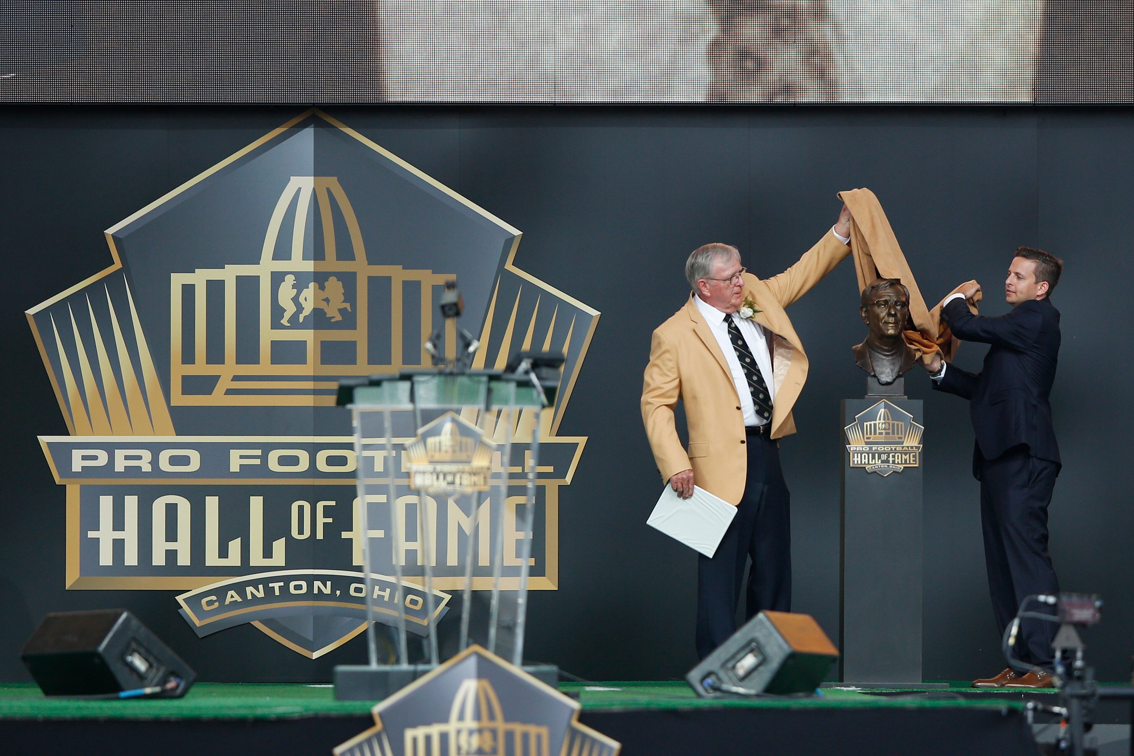 CANTON, OH - AUGUST 8: Ron Wolf is honored during the NFL Hall of Fame induction ceremony at Tom Benson Hall of Fame Stadium on August 8, 2015 in Canton, Ohio. (Photo by Joe Robbins/Getty Images)