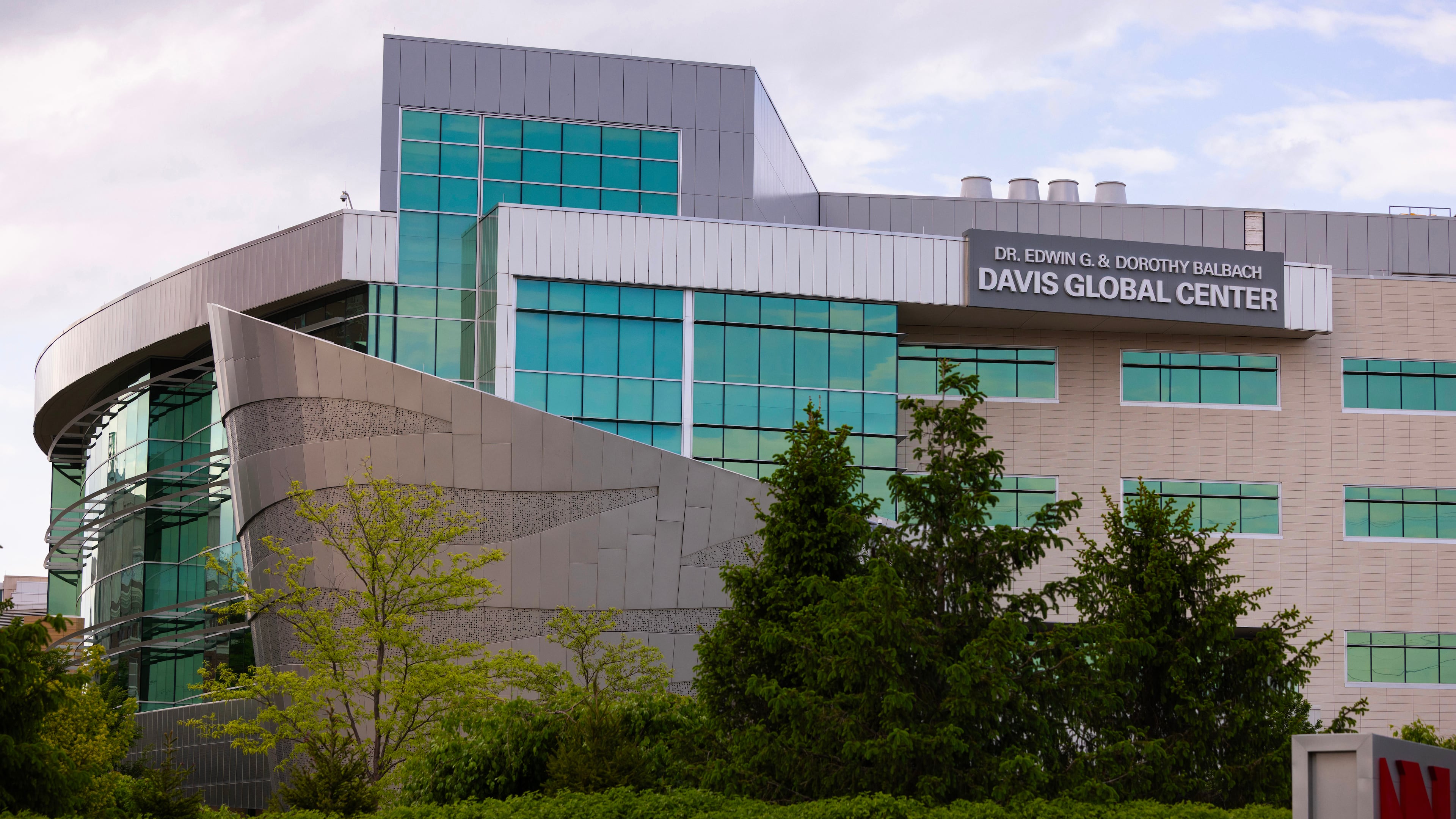 Nebraska Medicine's Davis Global Center is seen on Sunday, May 10,2026 in Omaha, Neb. where American passengers from the hantavirus-stricken cruise ship will quarantine. (AP Photo/Rebecca S. Gratz)