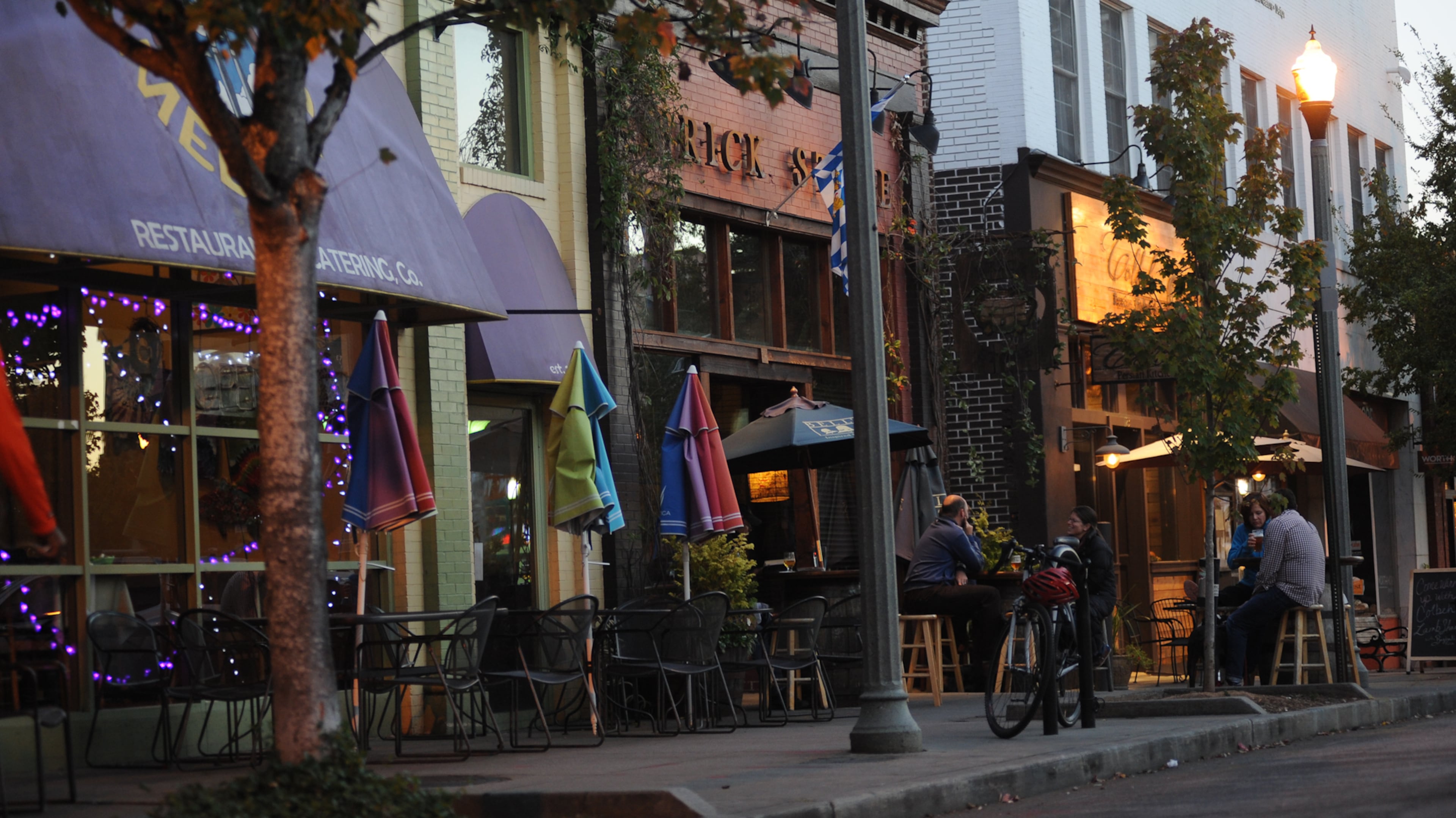 Just in the past couple of years, Decatur has reached a kind of restaurant critical mass. Diners set out for town with either reservations or hopes that they’ll be able to walk into their first choice restaurants. If not, they’re willing to bop around and find a spare table elsewhere. Pictured here: East Ponce de Leon Avenue and Decatur Square surrounding streets. (BECKY STEIN/SPECIAL)