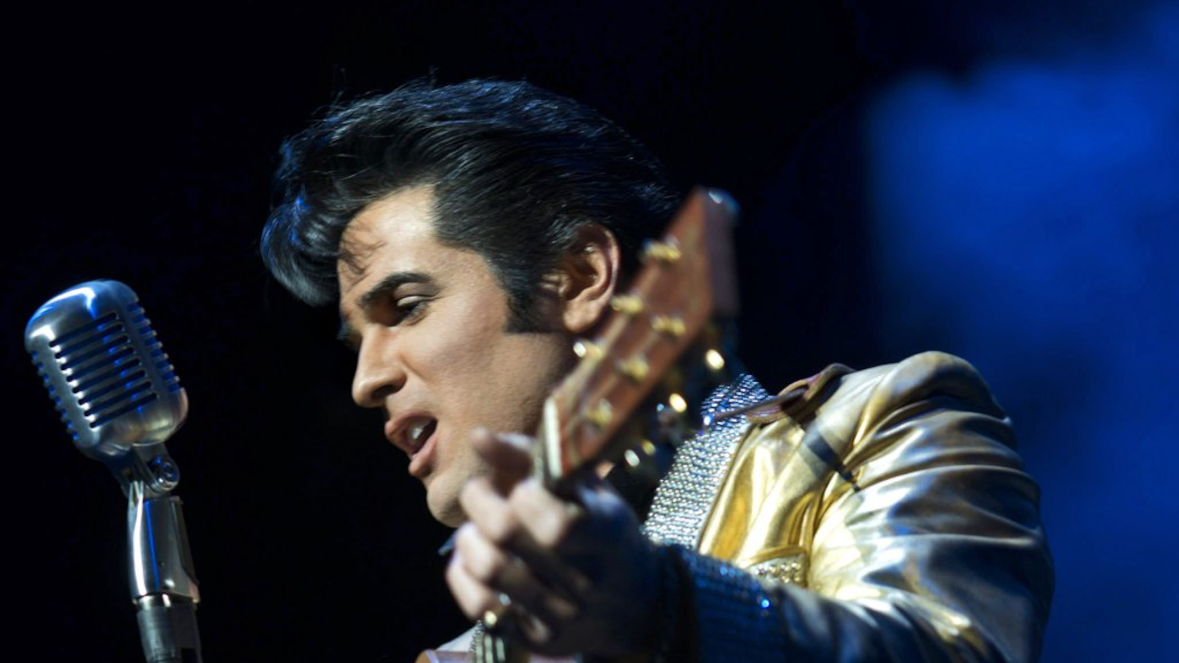 “Elvis Lives” showcases all eras of Elvis Presley’s musical career, including the 1950s featuring award-winning performer Dean Z. CONTRIBUTED BY: “Elvis Lives”