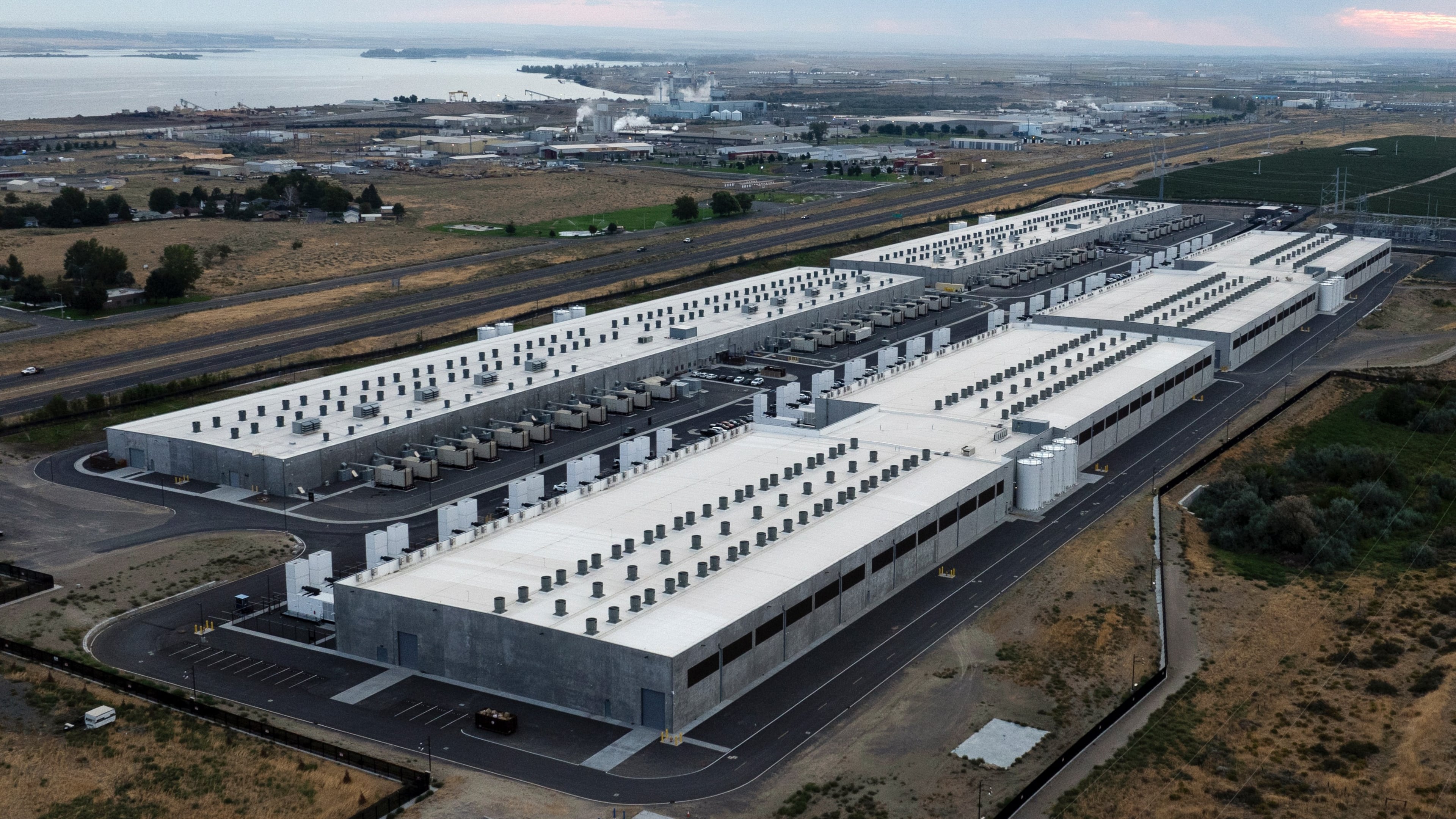 FILE - Amazon Web Services data center is visible on Aug. 22, 2024, in Boardman, Ore. (AP Photo/Jenny Kane, File)