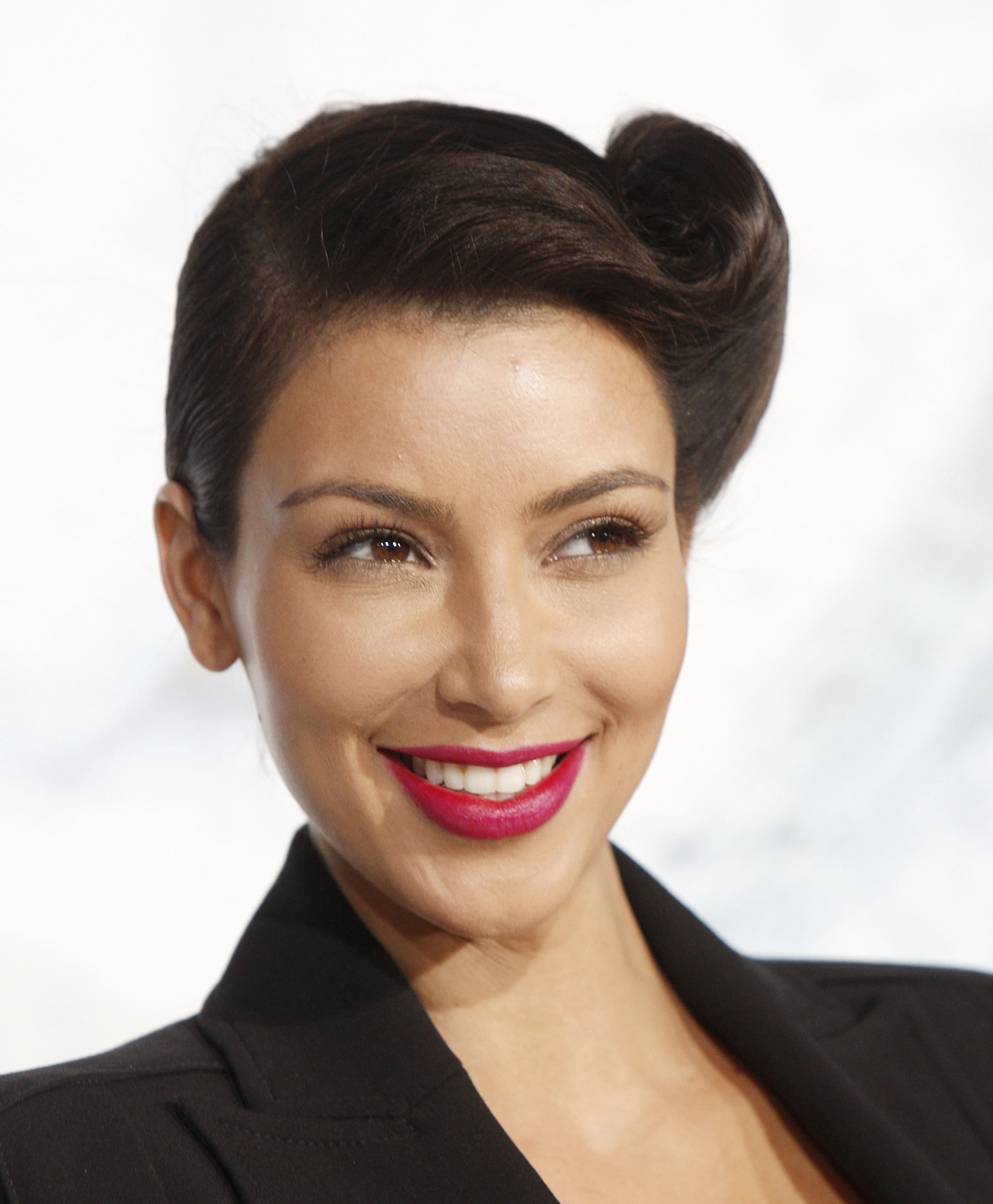 LOS ANGELES, CA - SEPTEMBER 09: Actress Kim Kardashian arrives at the premiere of Warner Bros. Pictures' "Whiteout" at the Village Theater on September 9, 2009 in Los Angeles, California. (Photo by Kevin Winter/Getty Images)