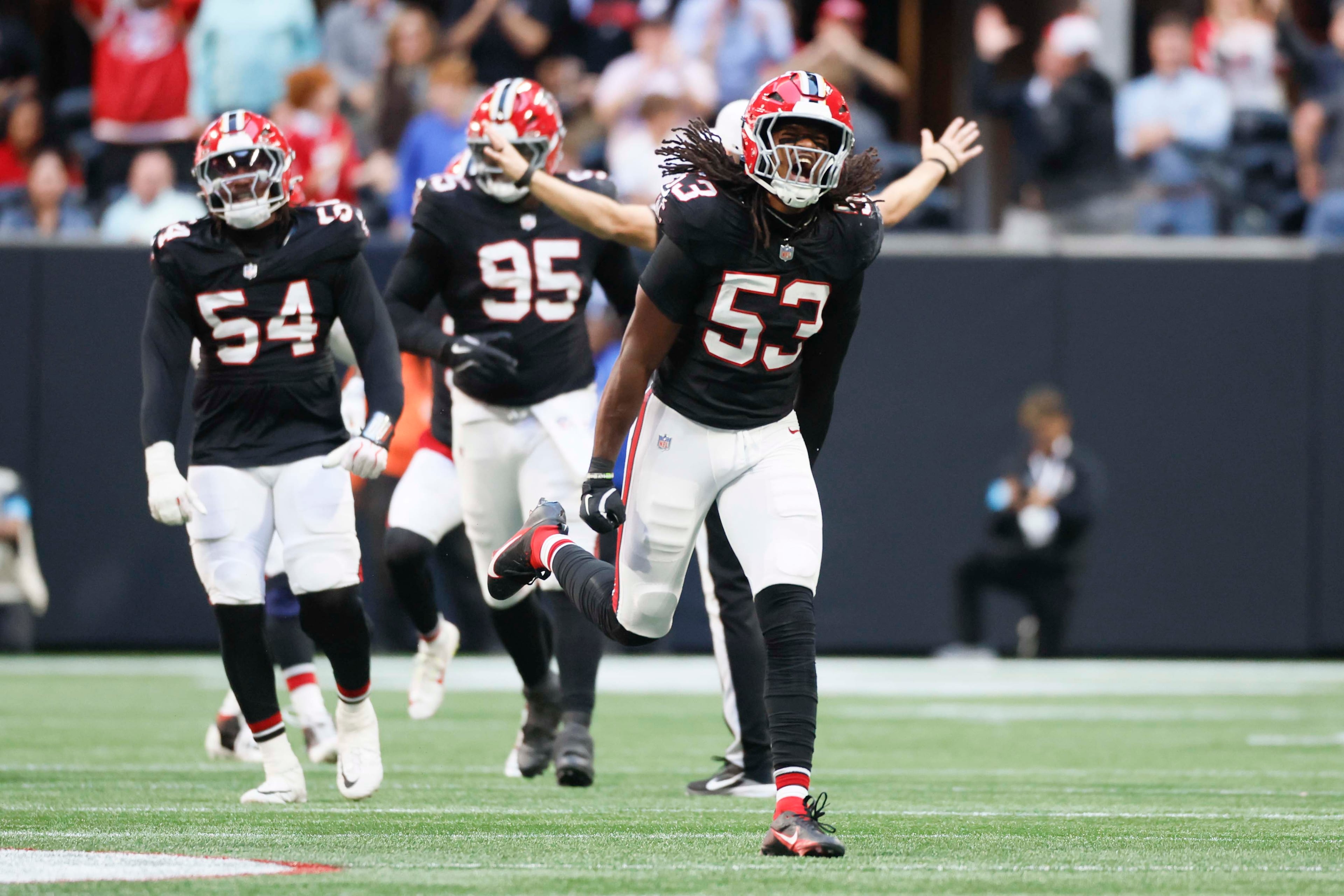 Linebacker-slash-hero Kendal Daniels. (Miguel Martinez/AJC)