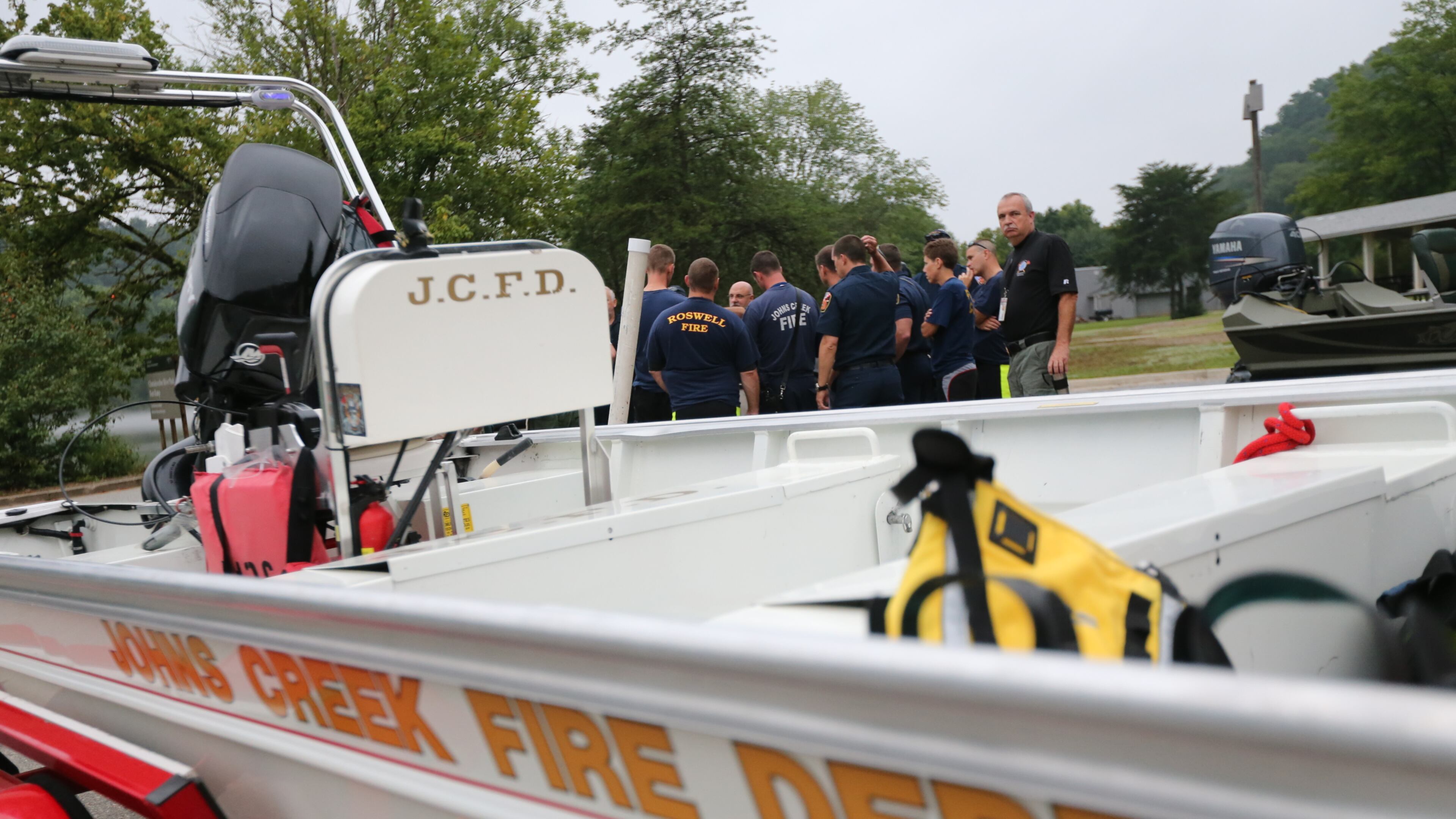 Rescue teams returned to the Chattahoochee River in Roswell Wednesday to search for a man last seen swimming Tuesday afternoon.