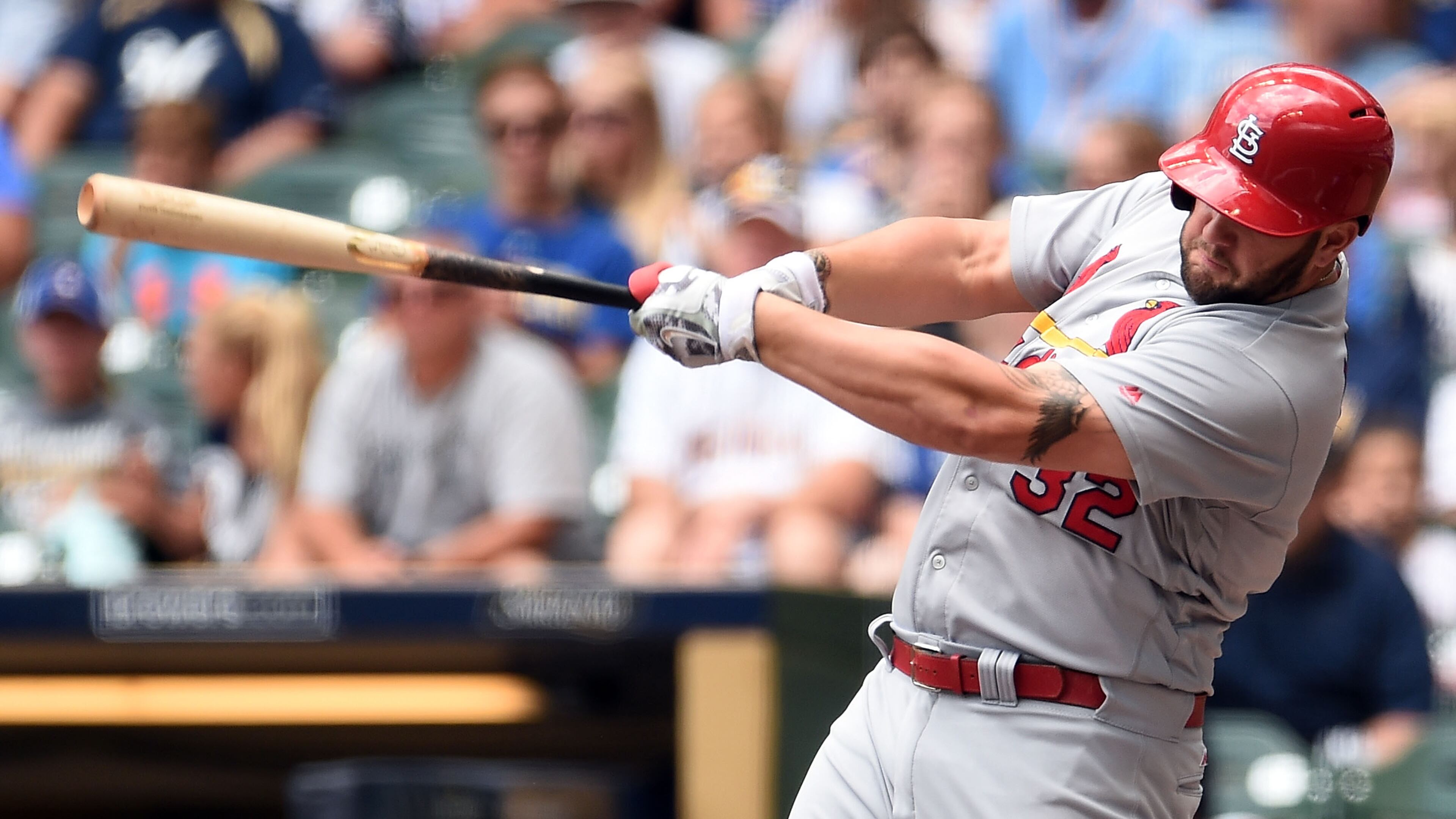 MILWAUKEE, WI - JULY 10: Matt Adams #32 of the St. Louis Cardinals hits a home run during the second inning of a gme against the Milwaukee Brewers at Miller Park on July 10, 2016 in Milwaukee, Wisconsin. (Photo by Stacy Revere/Getty Images)