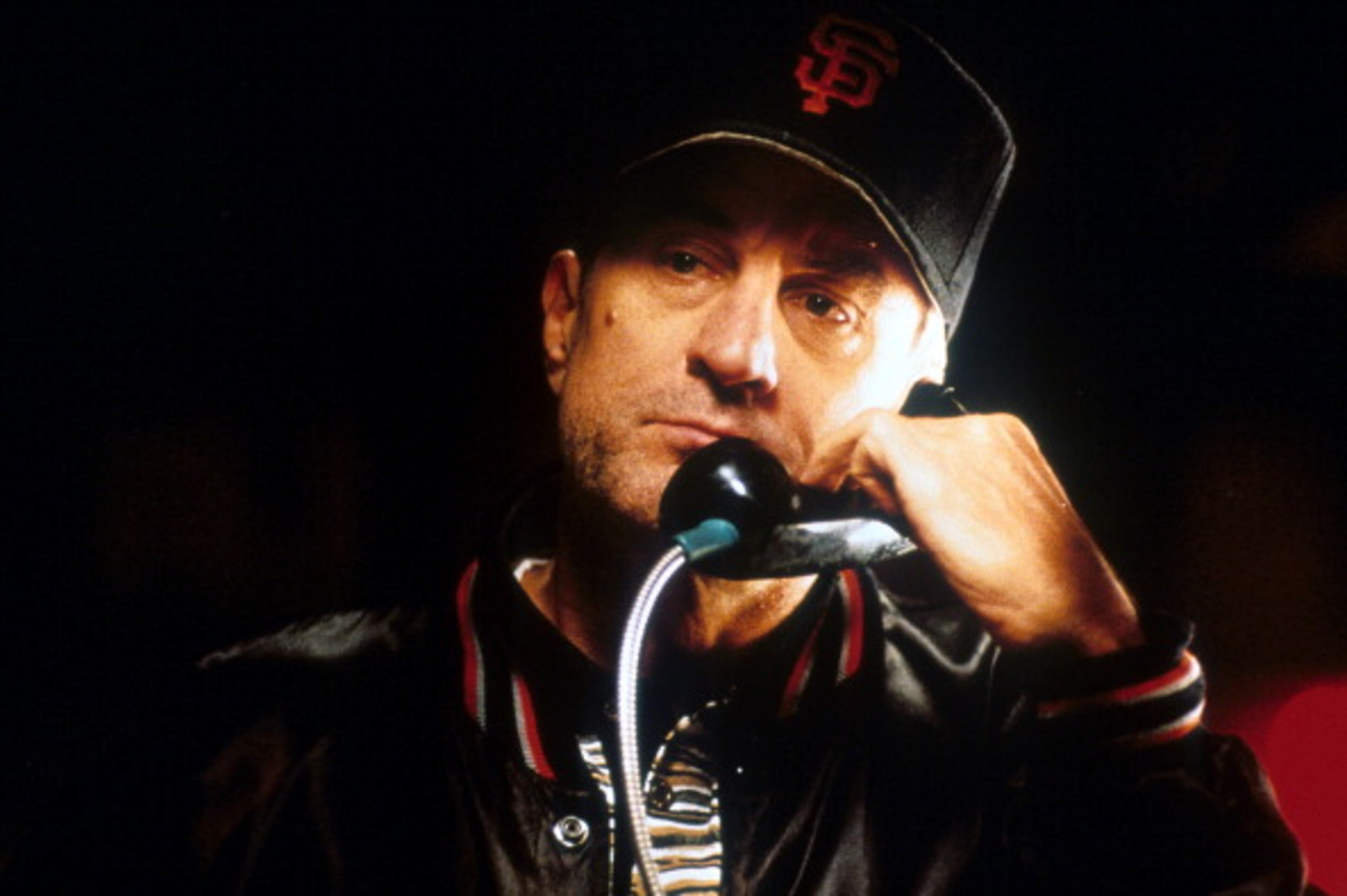 Robert De Niro on the phone in a scene from the film 'The Fan', 1996. (Photo by TriStar/Getty Images)