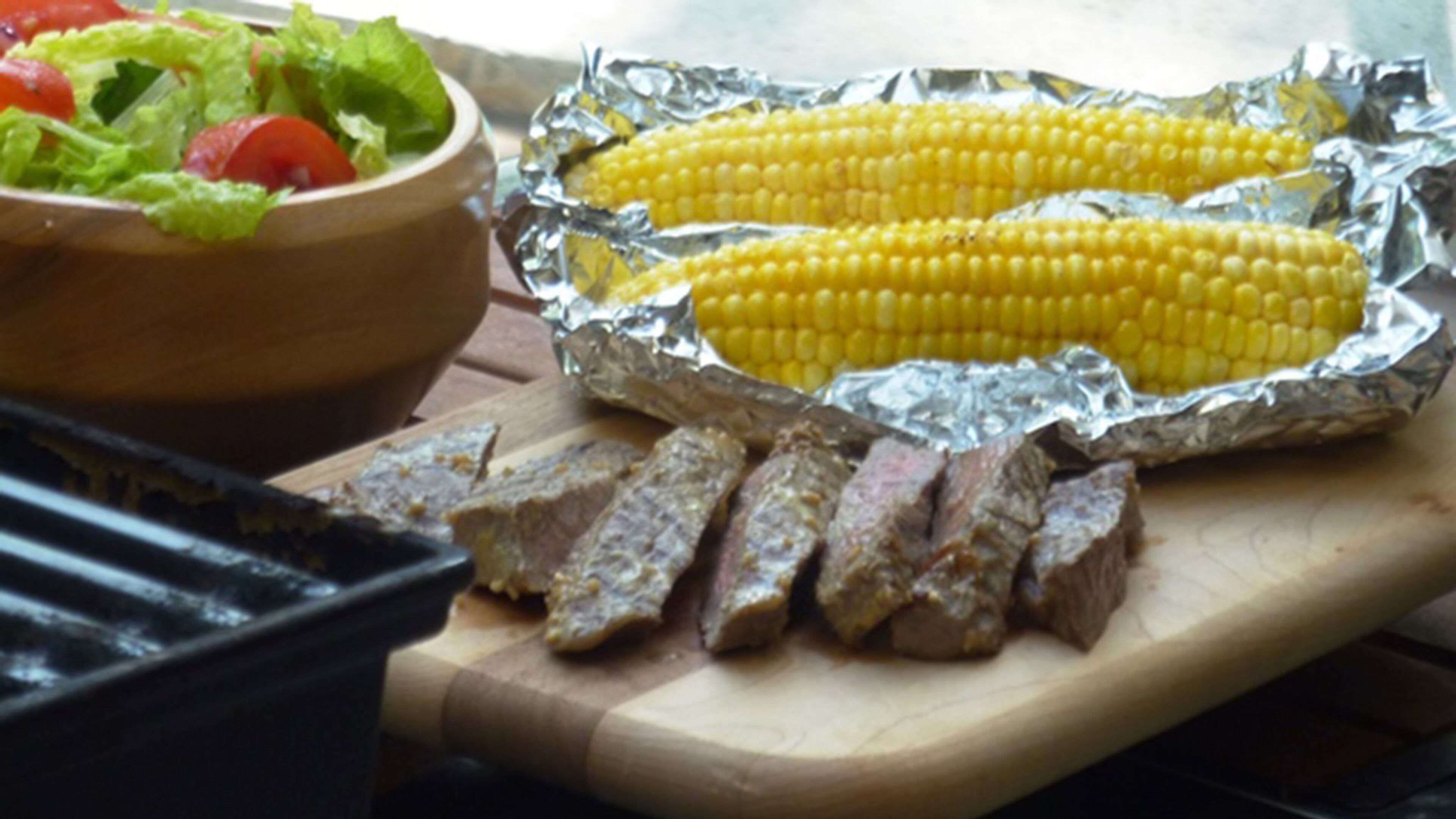 Ginger-Mustard Glazed Steak (Linda Gassenheimer/TNS)