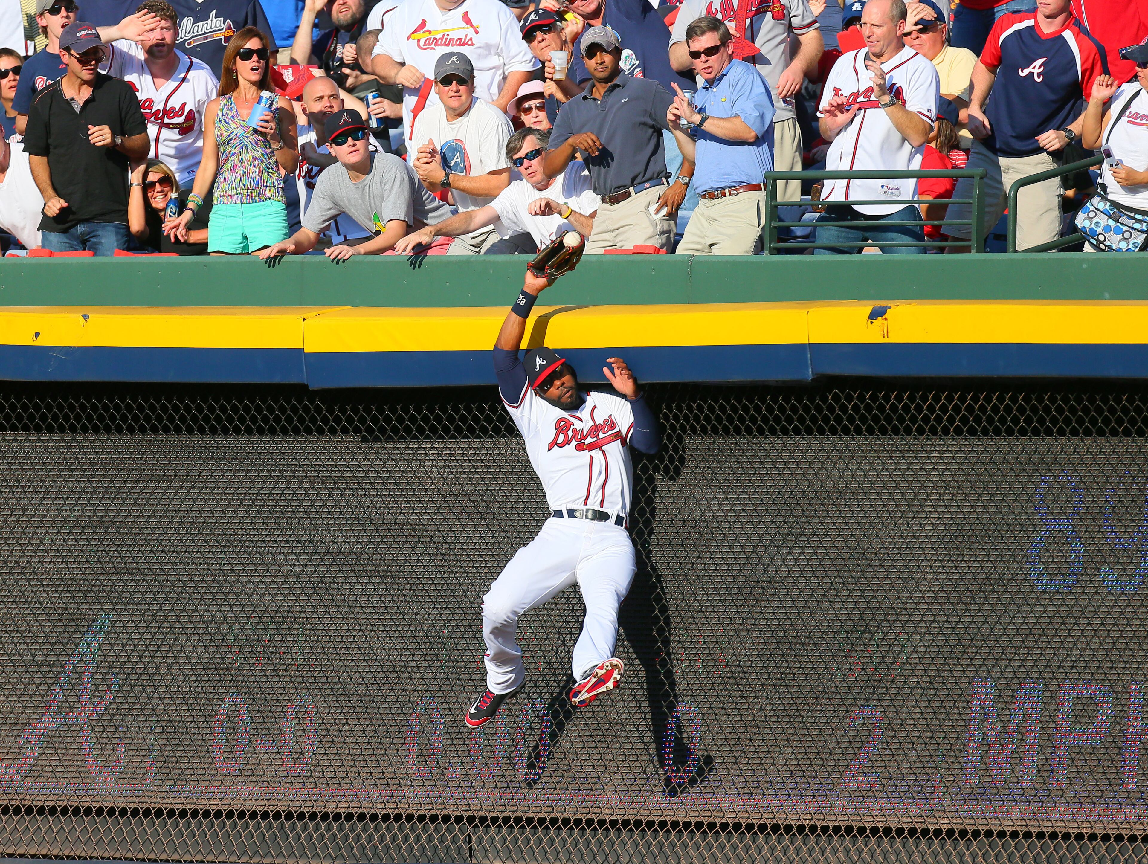 Jason Heyward won two Gold Gloves patrolling the Braves' outfield, his first coming in 2012.