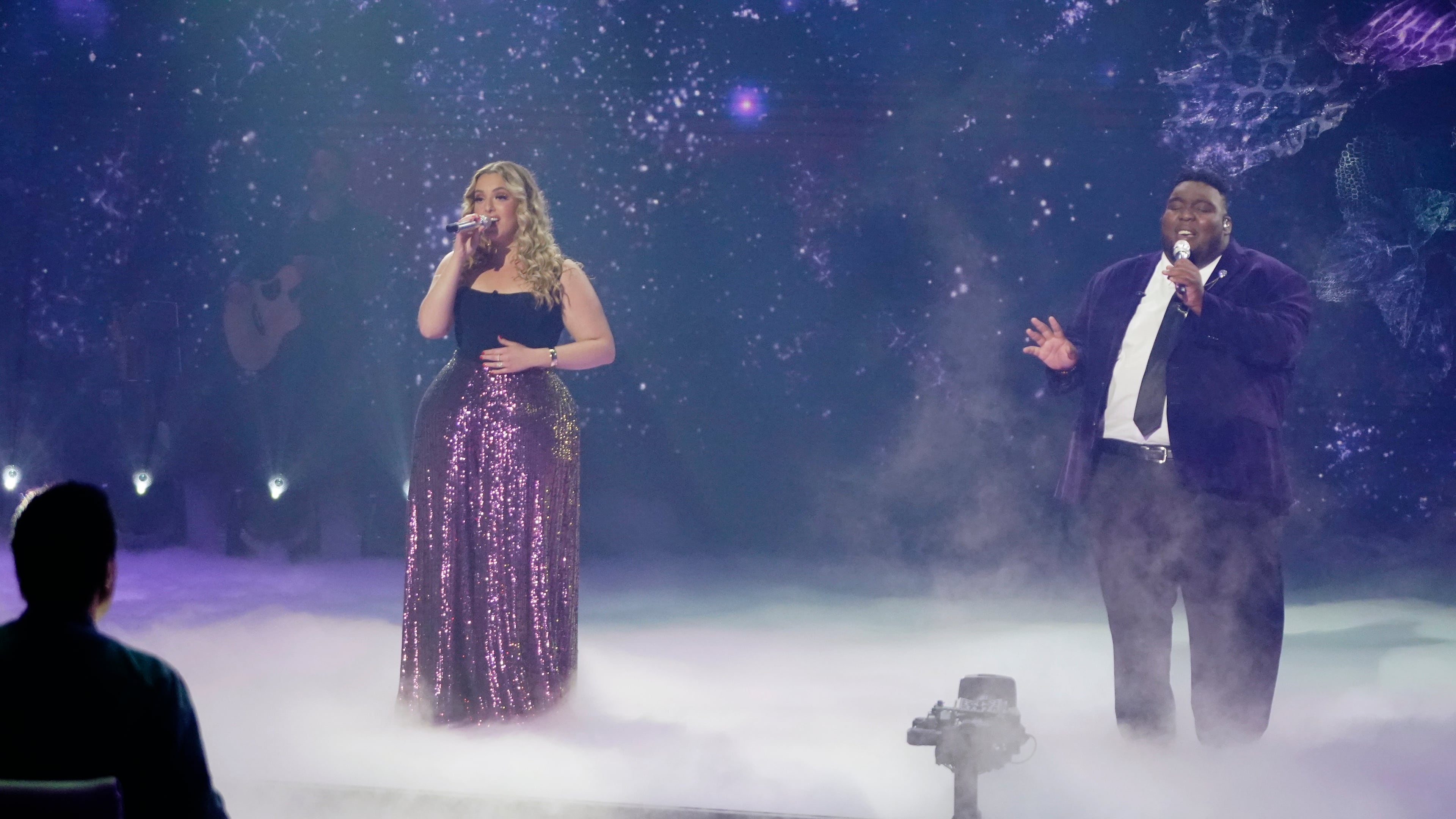 Grace Kinstler and Willie Spence sing a duet during "American Idol" on May 16, 2021. (ABC/Eric McCandless)