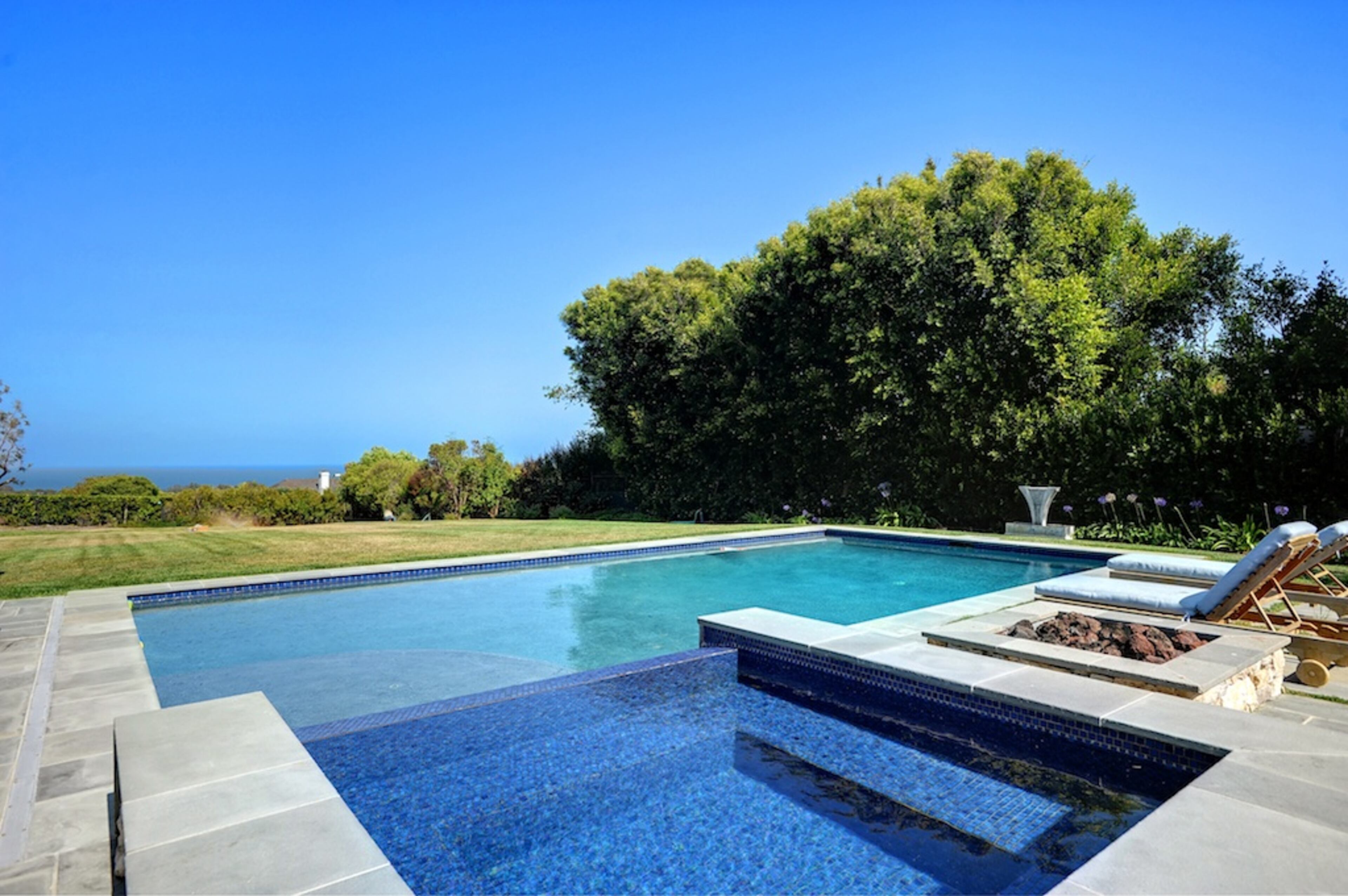 It looks like Howie Mandel wants to make a deal on his Mailbu mansion. The five-bedroom, 5 1/2-bathroom home includes an office, a theater, a gym, a pool and a guest house. The property also overlooks the Santa Monica Bay. For more information, visit http://www.toptenrealestatedeals.com/homes/weekly-ten-best-home-deals/2013/6-18-2013/.