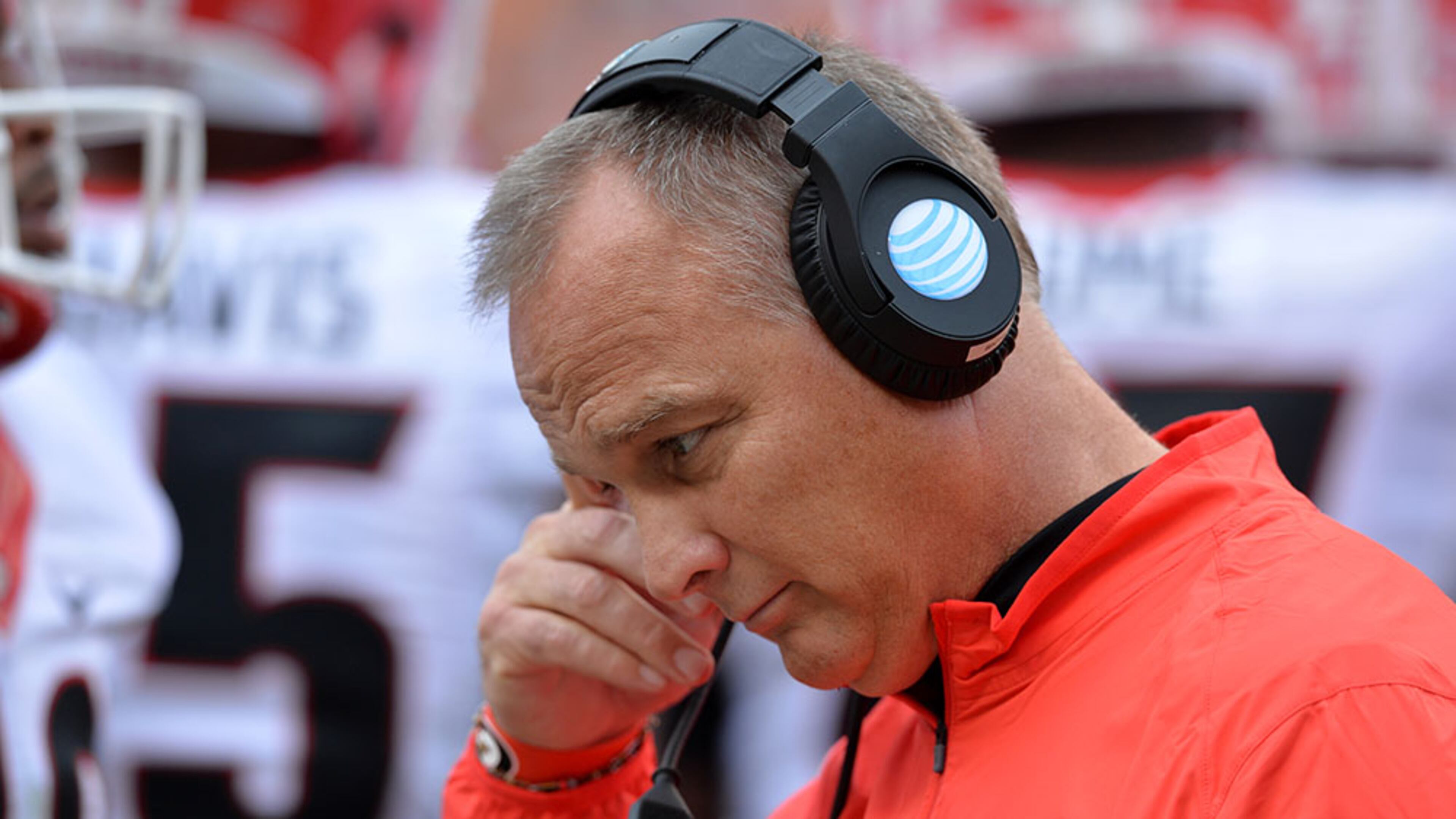 The Georgia Bulldogs and Mark Richt are feeling the pressure after two-straight losses.