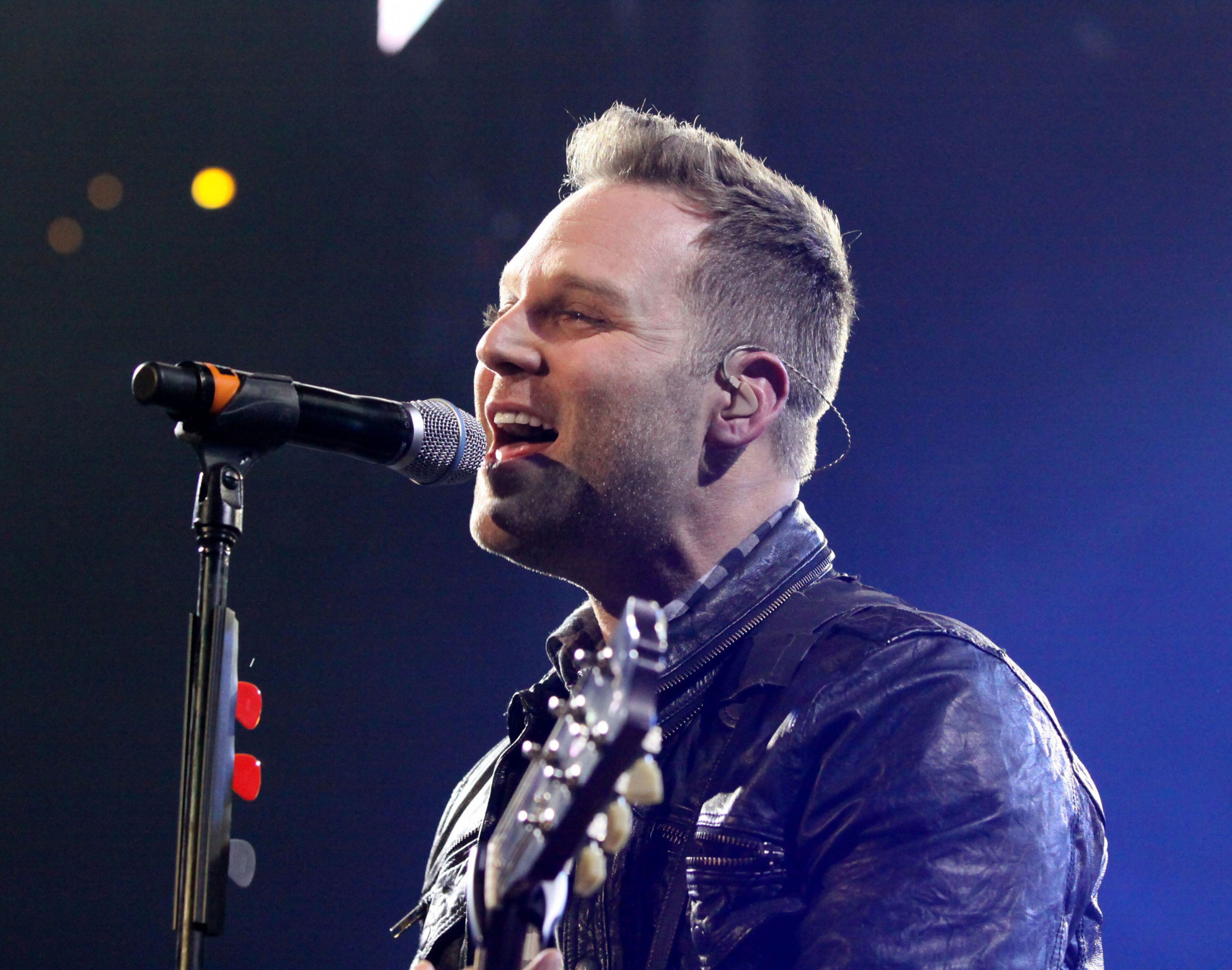 Matthew West performs "Forgiveness".