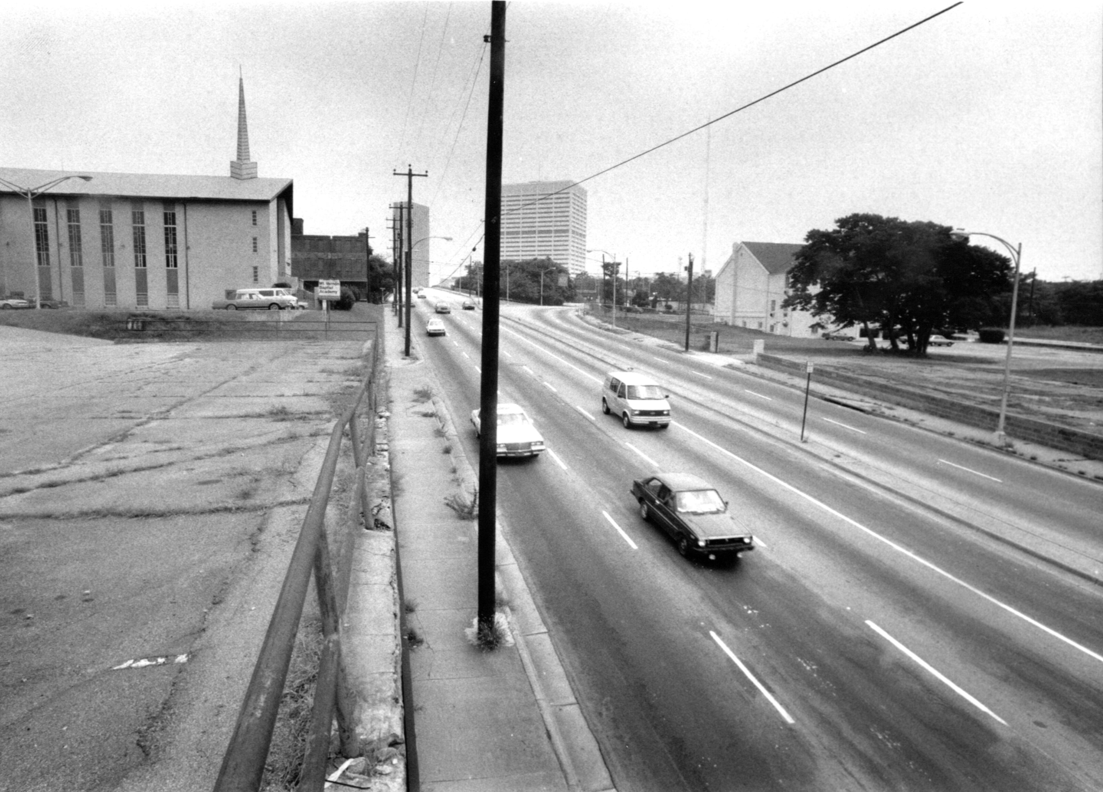 Martin Luther King Drive at Northside Drive. Mt. Vernon Baptist Church is on the left. Photo taken August 7, 1987. AJC file