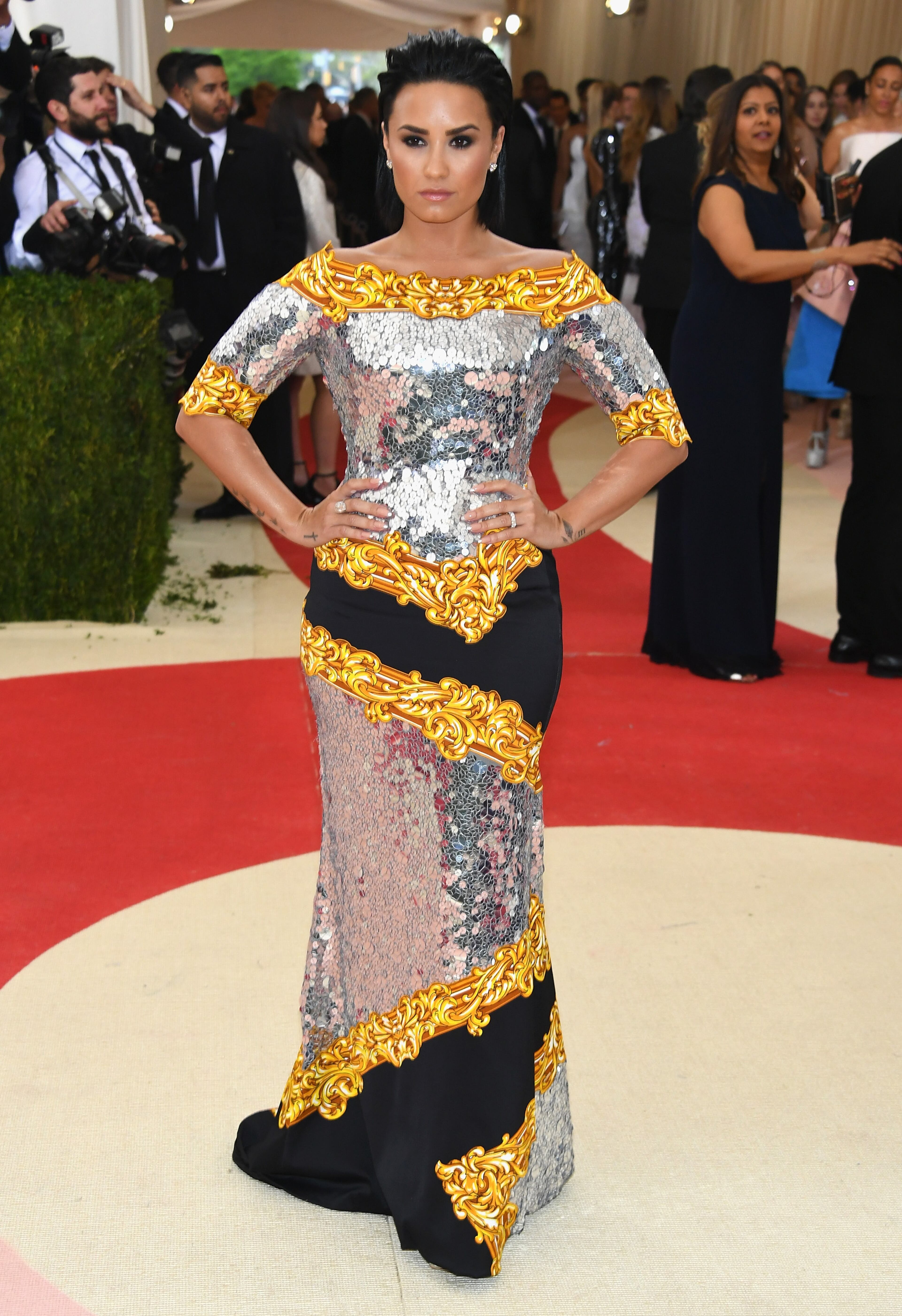 Demi Lovato attends the "Manus x Machina: Fashion In An Age Of Technology" Costume Institute Gala at Metropolitan Museum of Art on May 2, 2016 in New York City. (Photo by Larry Busacca/Getty Images)