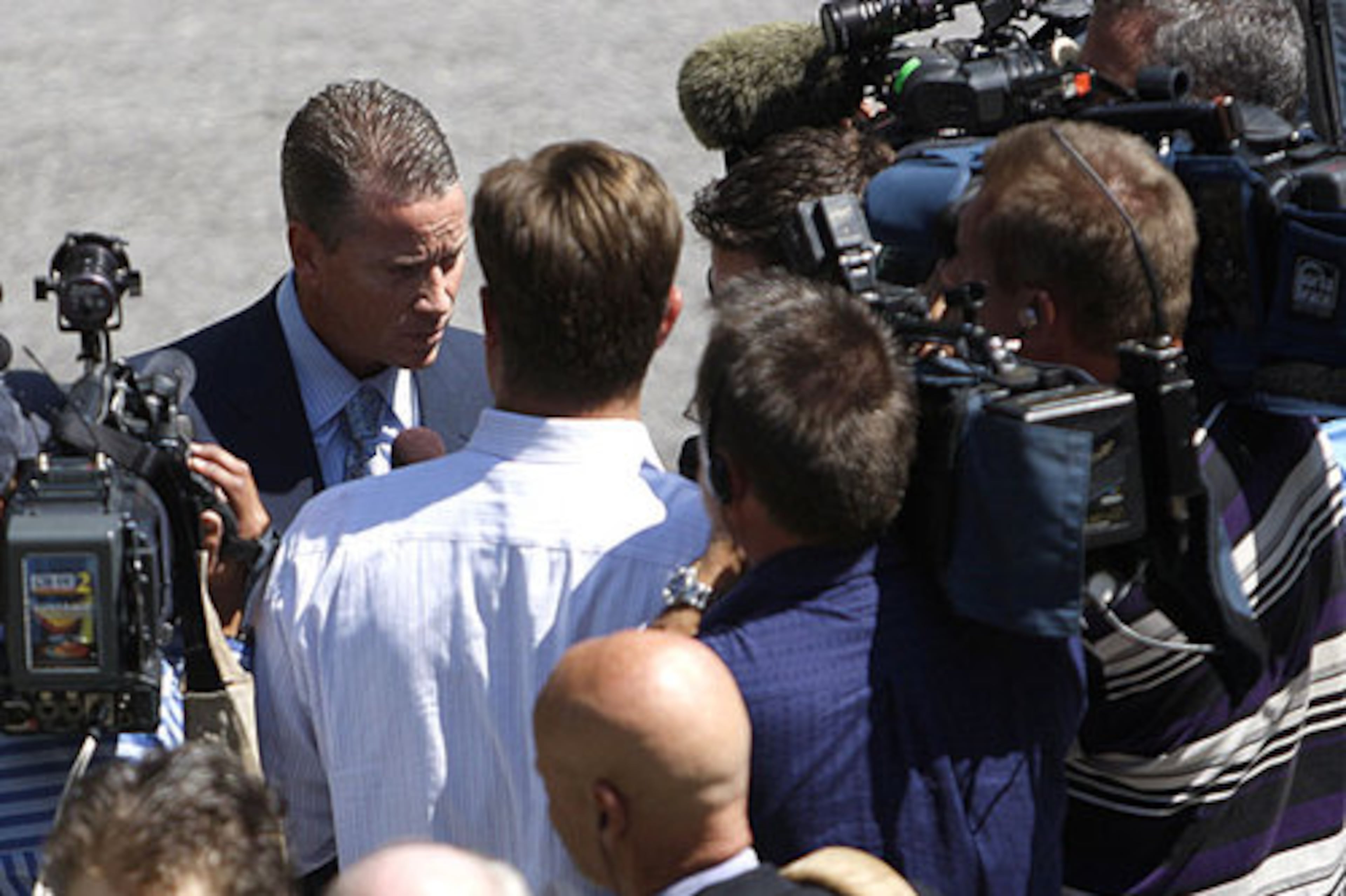 Tom Glavine remembers how Caray made his play-by-play calls "special."