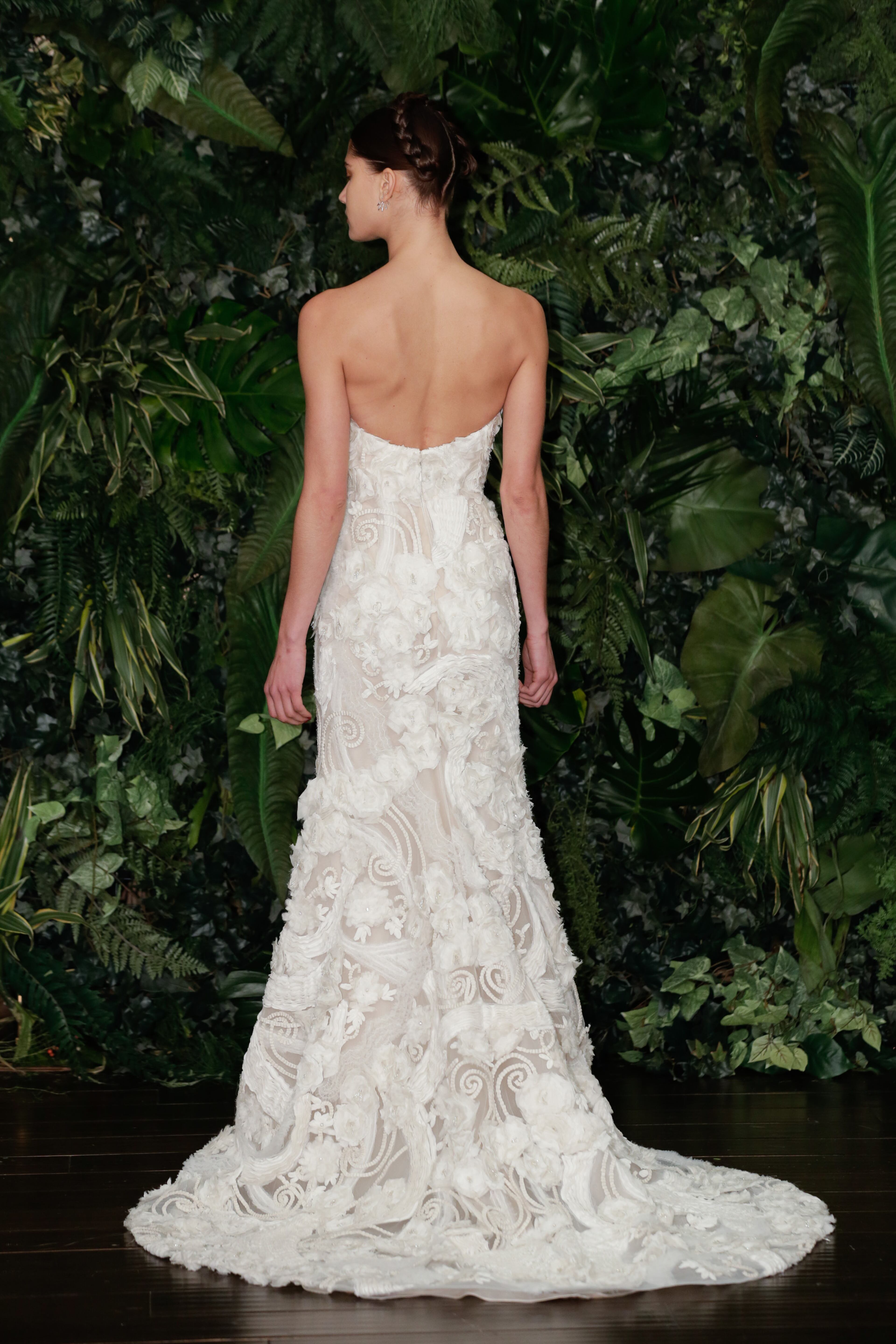 A model poses during the Naeem Khan Fall/Winter 2014 Bridal Collection presentation and reception on Oct. 12, 2013, in New York City.