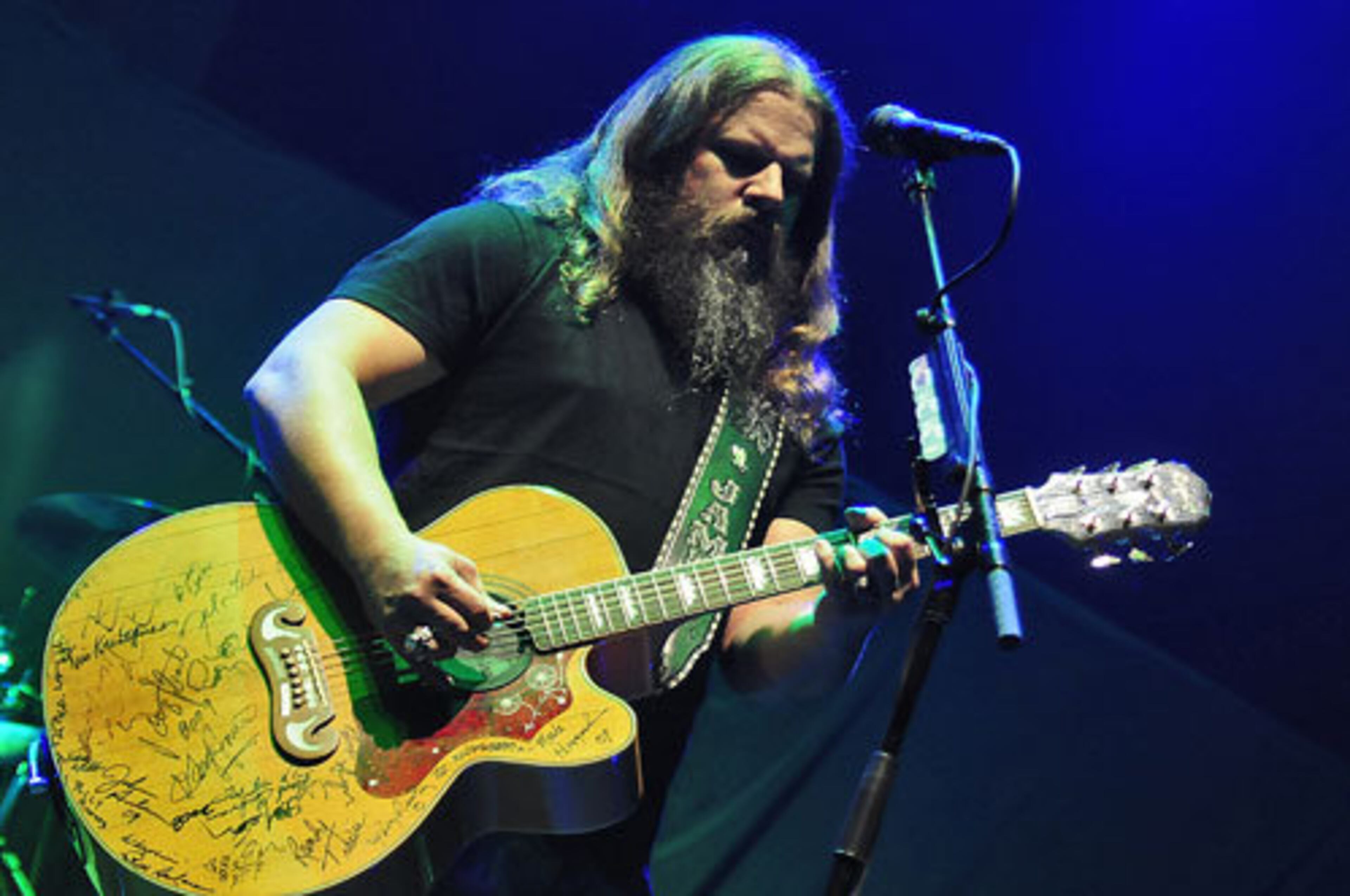 Jamey Johnson opened the Kid Rock show with his hit song "High Cost of Living."