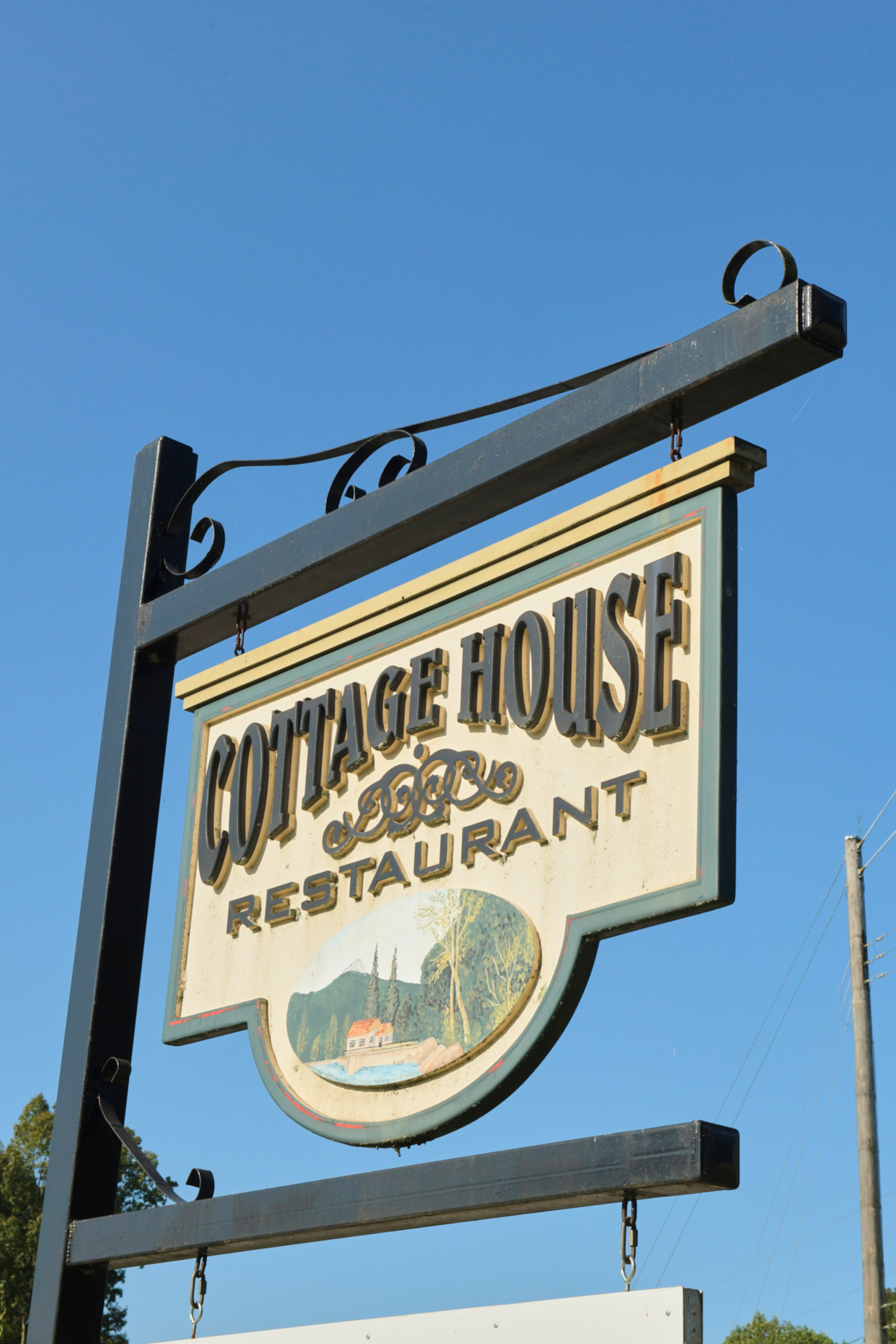 Signage welcoming guests to the Cottage House Restaurant.
Photo taken on Tuesday October 8th, 2024 by Greg Rannells for The Atlanta Journal Constitution.
Slug: AAJC 120824 dg diners intro.