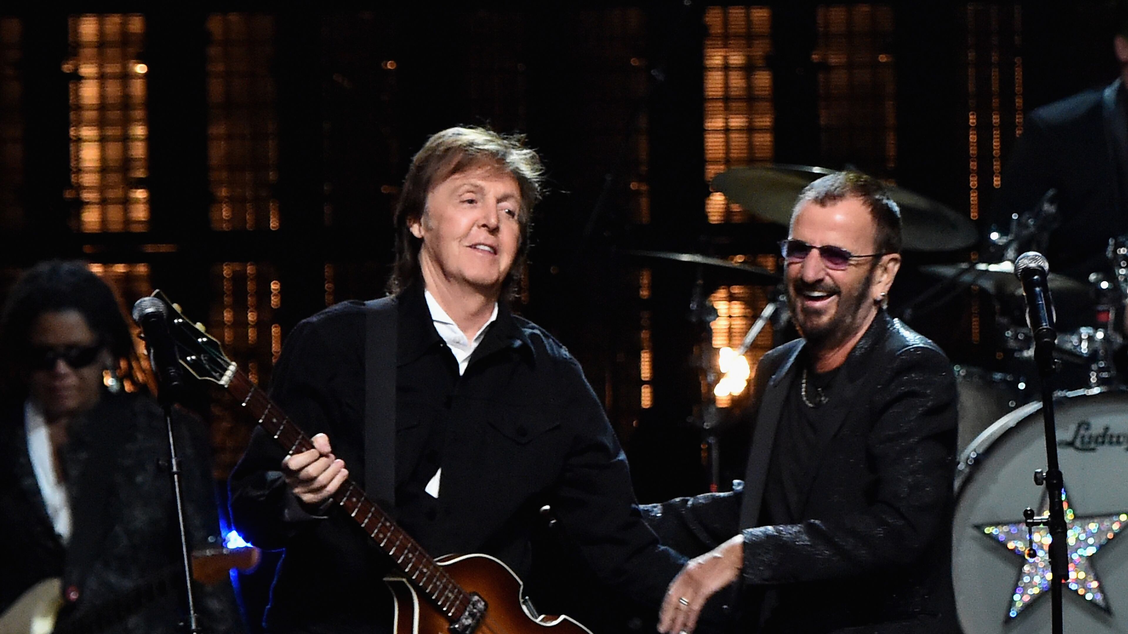 Sir Paul McCartney (L) and inductee Ringo Starr perform onstage during the 30th Annual Rock And Roll Hall Of Fame Induction Ceremony at Public Hall on April 18, 2015 in Cleveland, Ohio. (Photo by Mike Coppola/Getty Images)