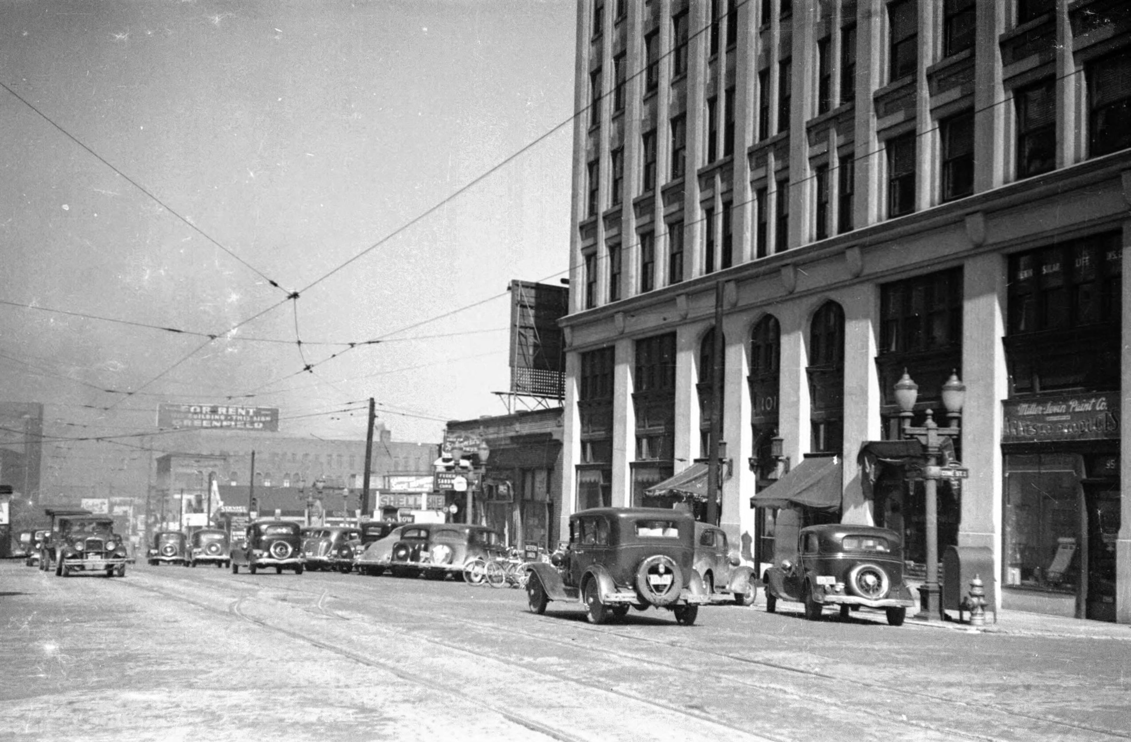 101 Marietta Street at the corner of Cone Street, Atlanta, Georgia, March 1, 1937. Lane Brothers Commercial Photographers Photographic Collection, 1920-1976. Photographic Collection, Special Collections and Archives, Georgia State University Library. LBstrip011b