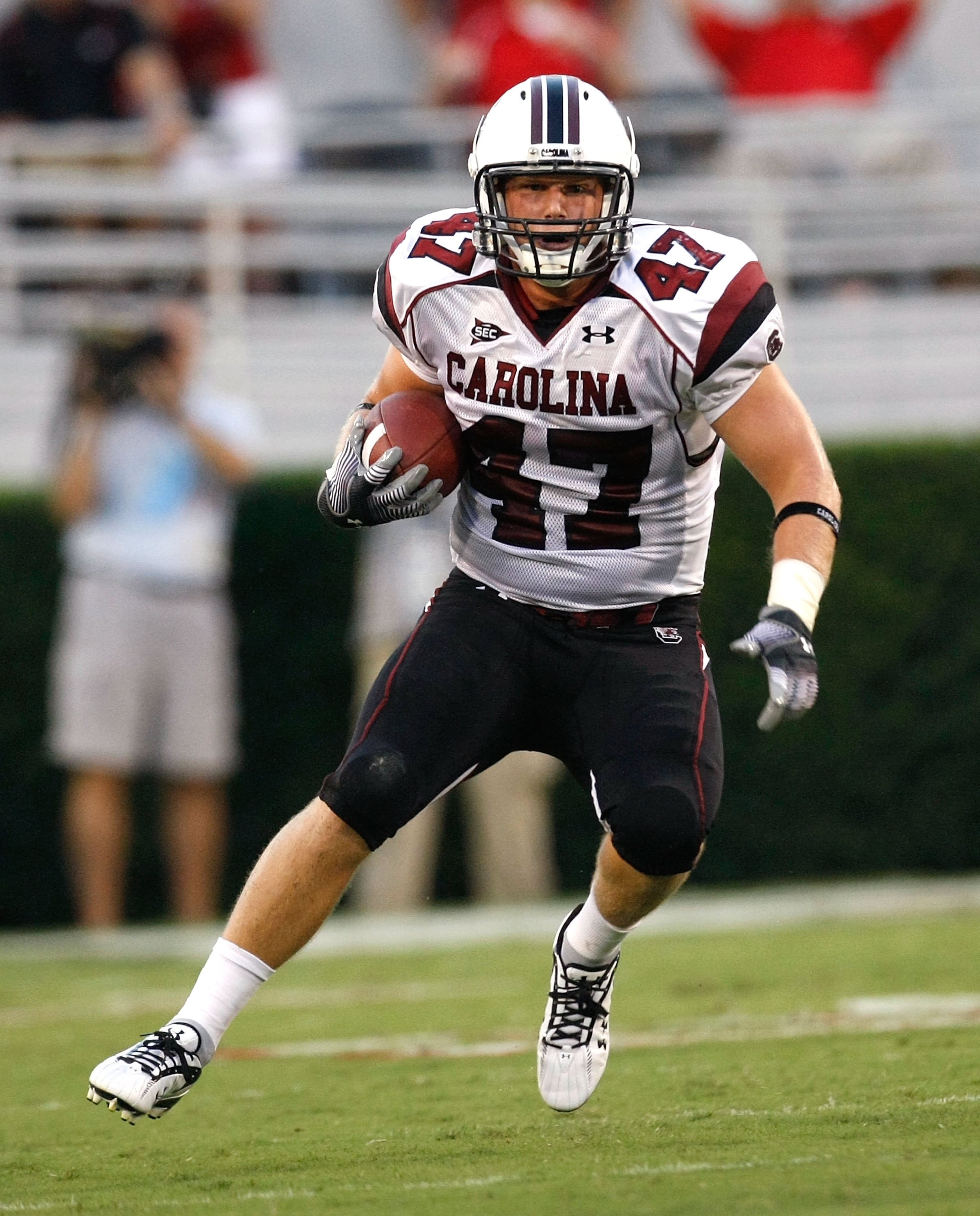 ATHENS, GA - SEPTEMBER 12: Patrick DiMarco #47 of the South Carolina Gamecocks against the Georgia Bulldogs at Sanford Stadium on September 12, 2009 in Athens, Georgia. (Photo by Kevin C. Cox/Getty Images)