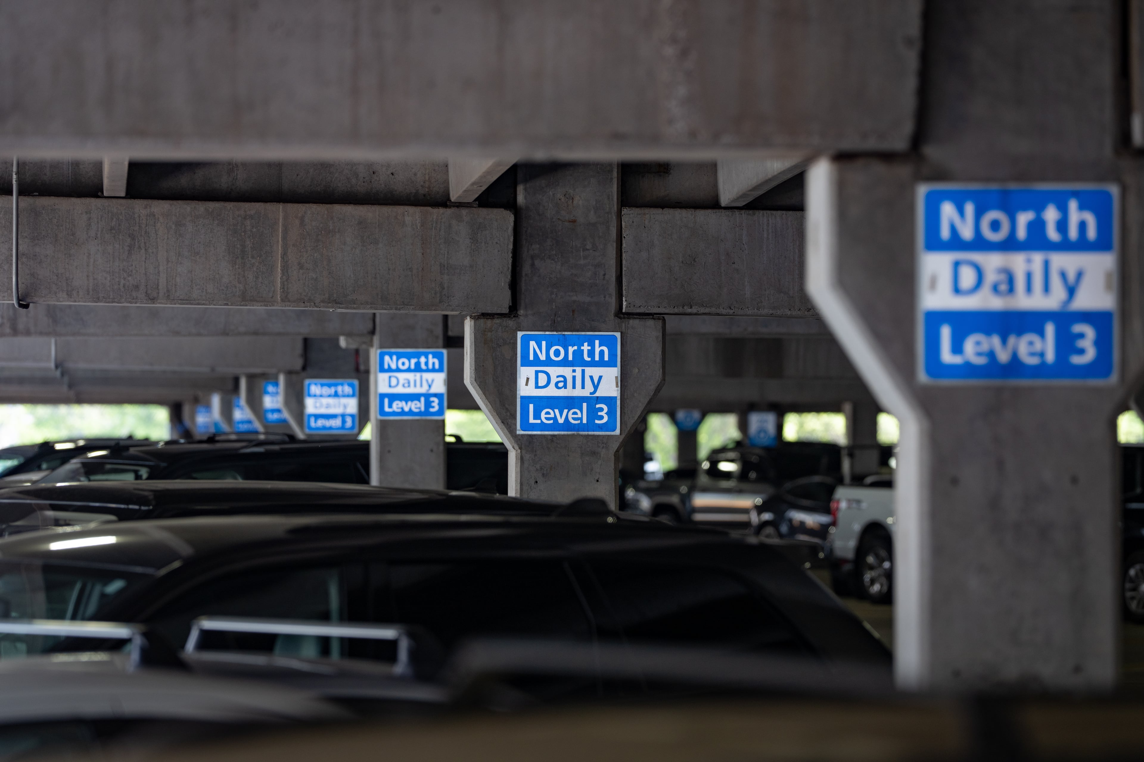 The cost of parking at Hartsfield-Jackson Atlanta International Airport is going up. Friday, April 18, 2025 (Ben Hendren for the AJC)