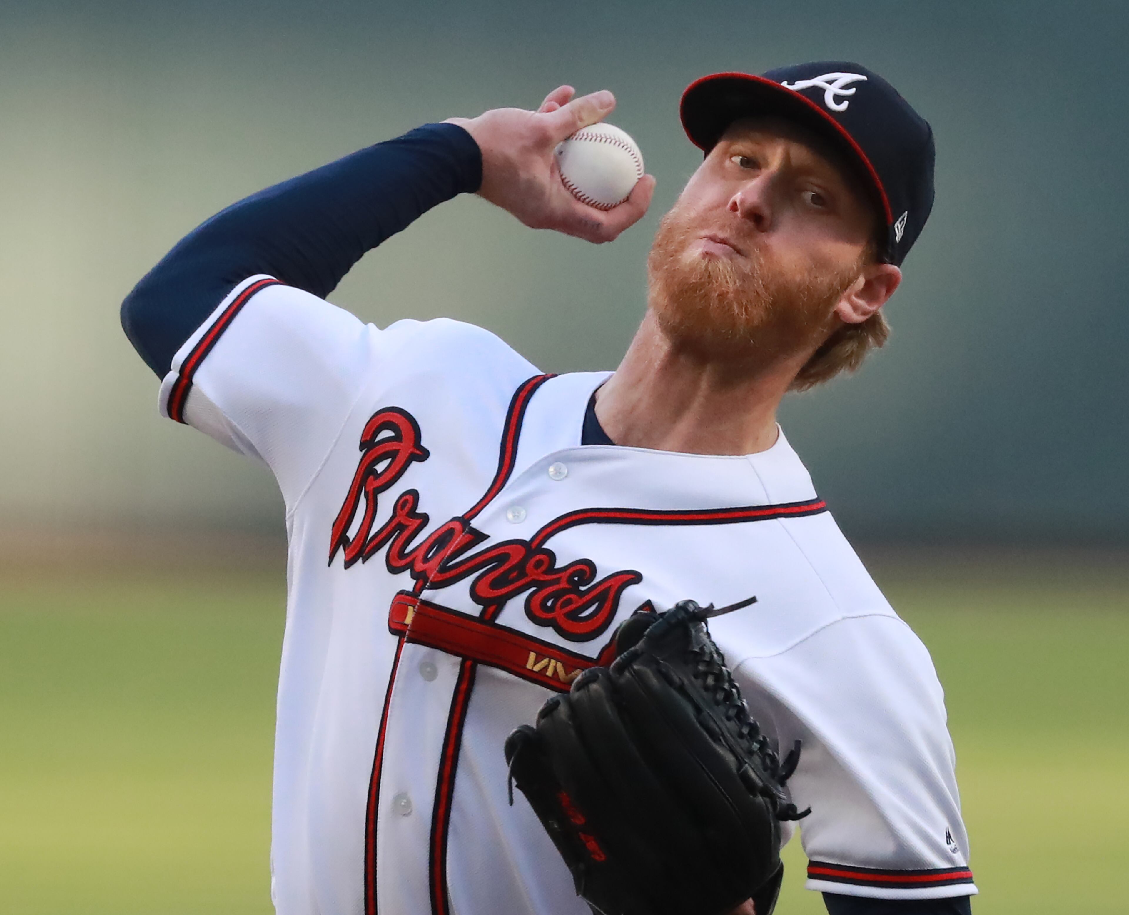 Braves pitcher Mike Foltynewicz delivers a pitch against the St. Louis Cardinals. Curtis Compton/ccompton@ajc.com