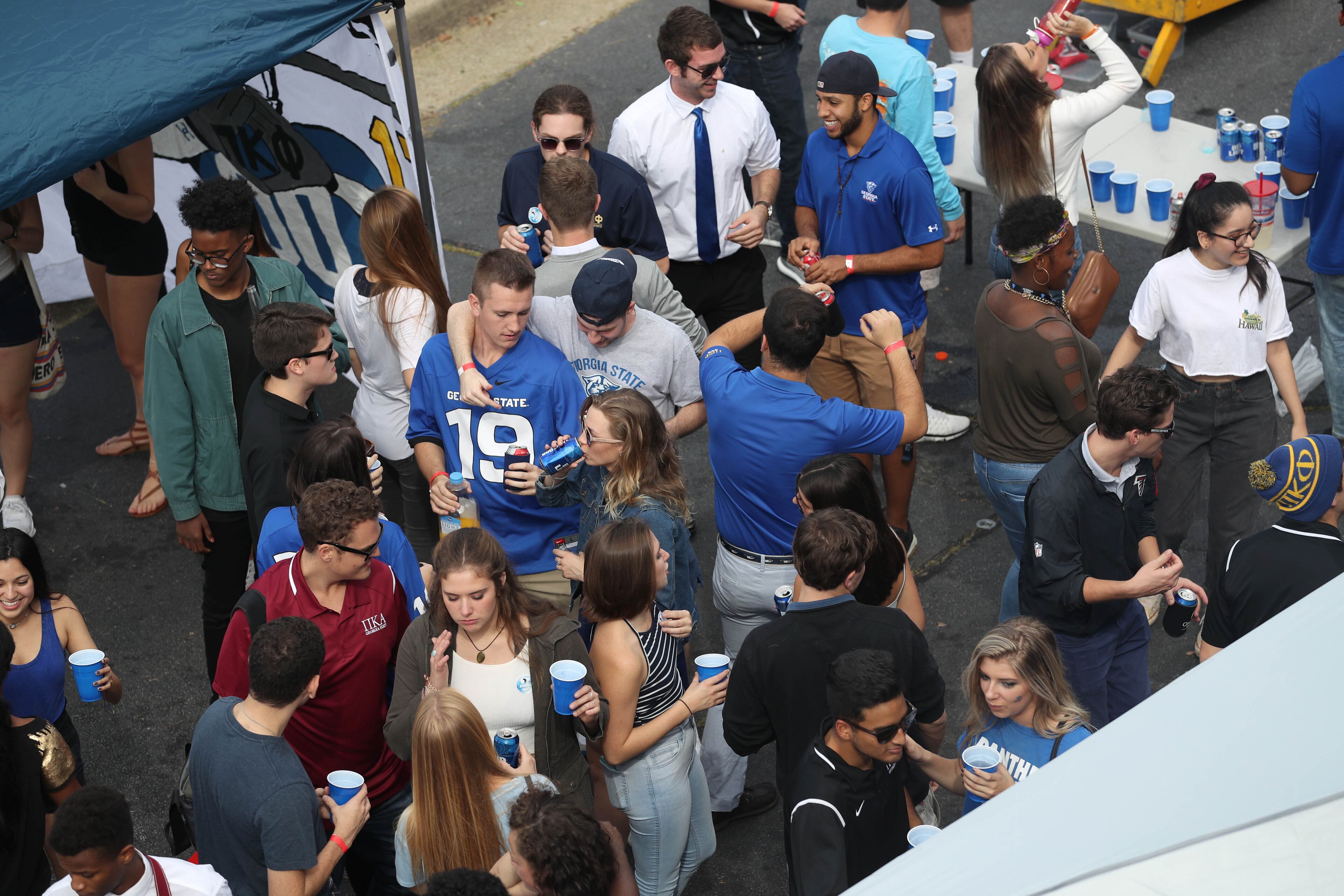 October 21, 2017 - Atlanta, Ga: Georgia State fans tailgate before Georgia State's game against Troy at GSU Stadium Saturday, October 21, 2017, in Atlanta.. PHOTO / JASON GETZ