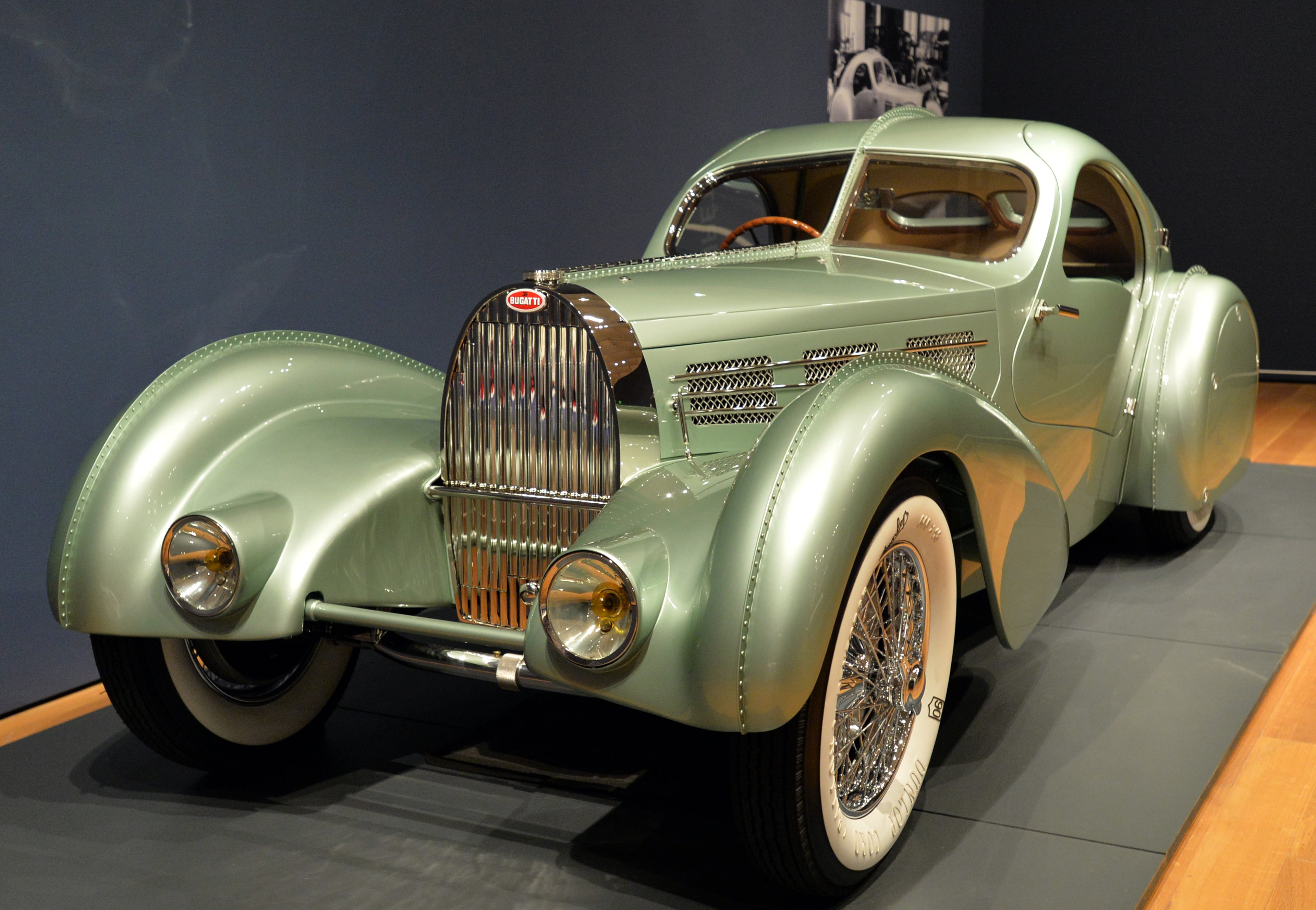The Bugatti Type 57S Competition Coupe Aerolithe (French for "meteor") was unveiled at the 1935 Paris Salon de l'Automobile under its original name, Type 57 Coupe Special. It shocked visitors to both the London and Paris automobile shows that year with its sleekly styled body - a sharp contrast to the boxy cars of its era.