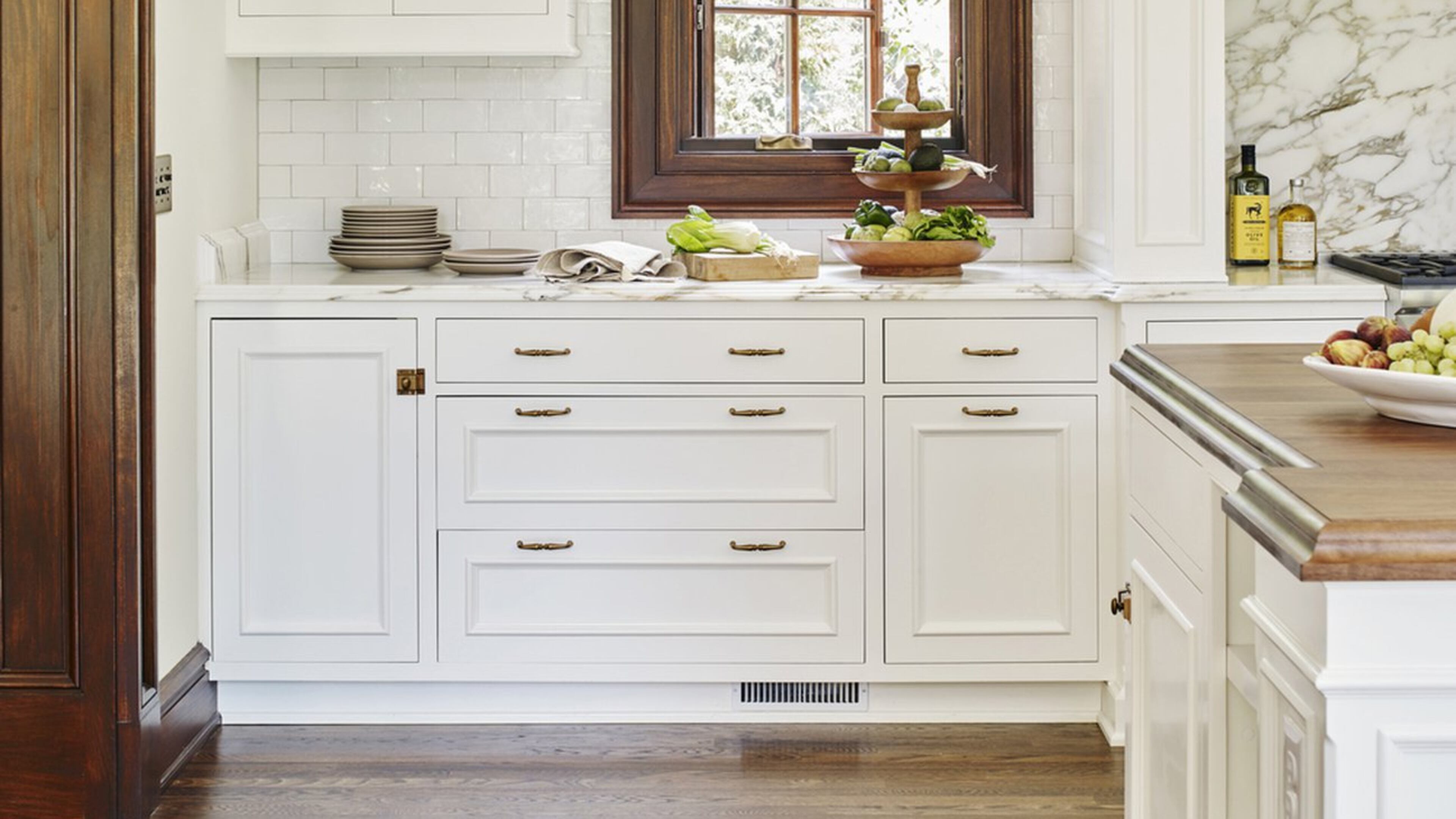 Braund collaborated with JackBilt Homes on a historic preservation and addition to a home originally conceived by Arthur Neil Robinson for Lee Hagan in 1919. Situated on Springdale Road in Druid Hills, the home’s principal architecture was meticulously continued in the addition to create a seamless marriage between the original home and the new wing. Contributed by Emily Followill