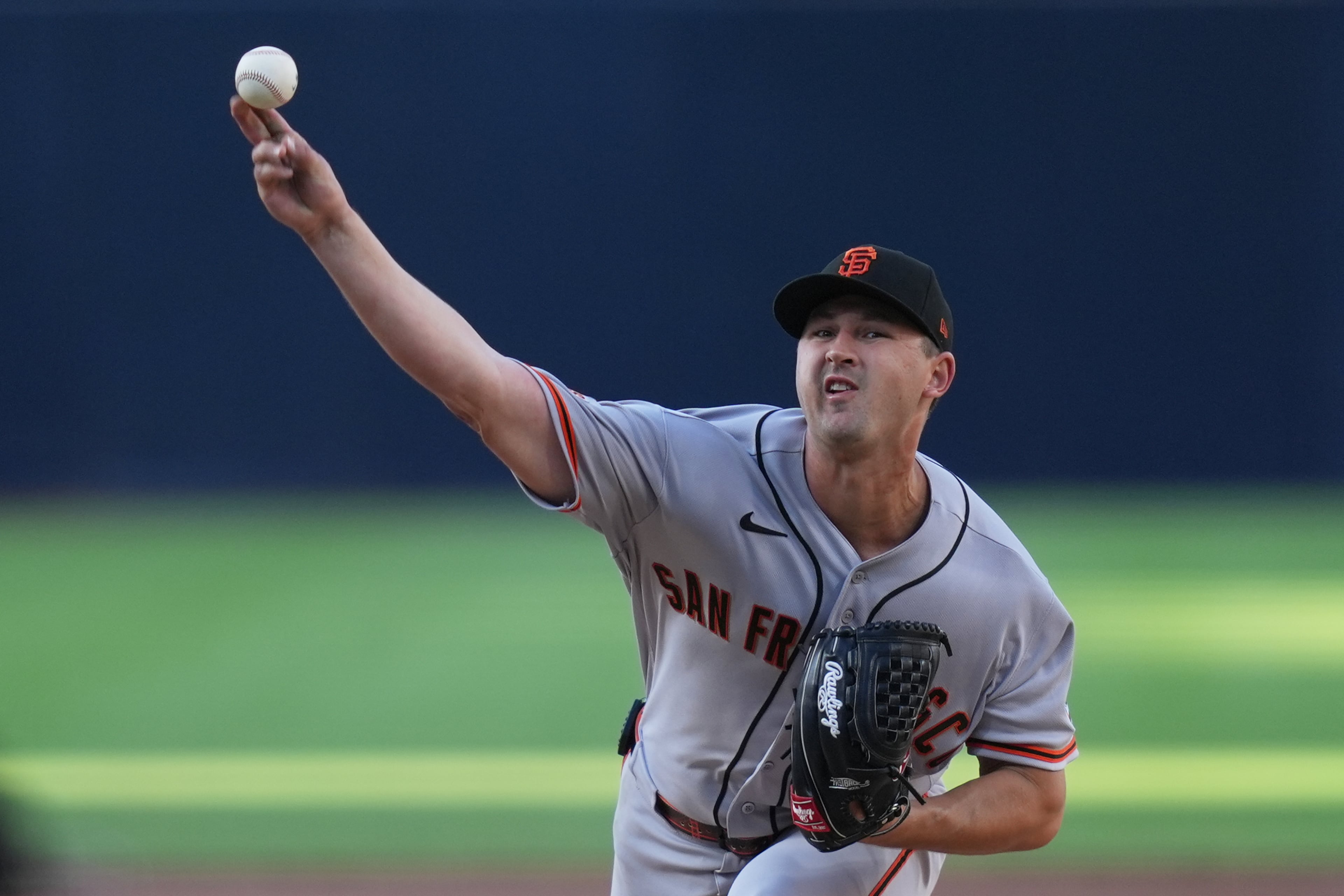 The Braves traded for Giants starting pitcher Tyler Mahle. (Gregory Bull/AP)