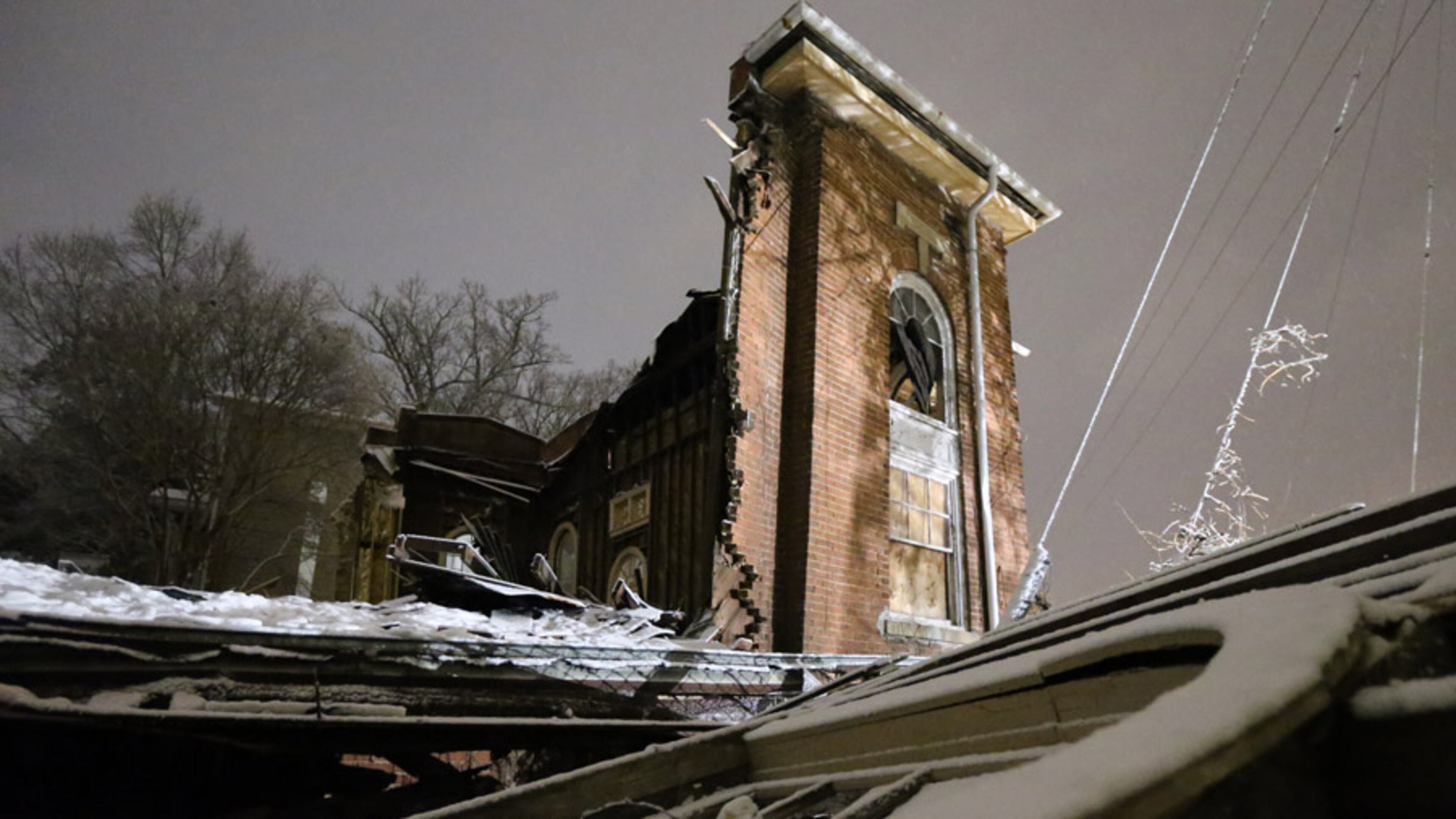 A historic Midtown building under renovation collapsed Wednesday night, after a day of significant ice accumulation. The Craigie House, at 1204 Piedmont Ave., was vacant and no one was injured in the collapse, said Janet Ward, spokeswoman for the Atlanta Fire Department. But investigators have not determined if the collapse was related to the icy conditions. | Full article here | Images from the scene | Latest storm headlines