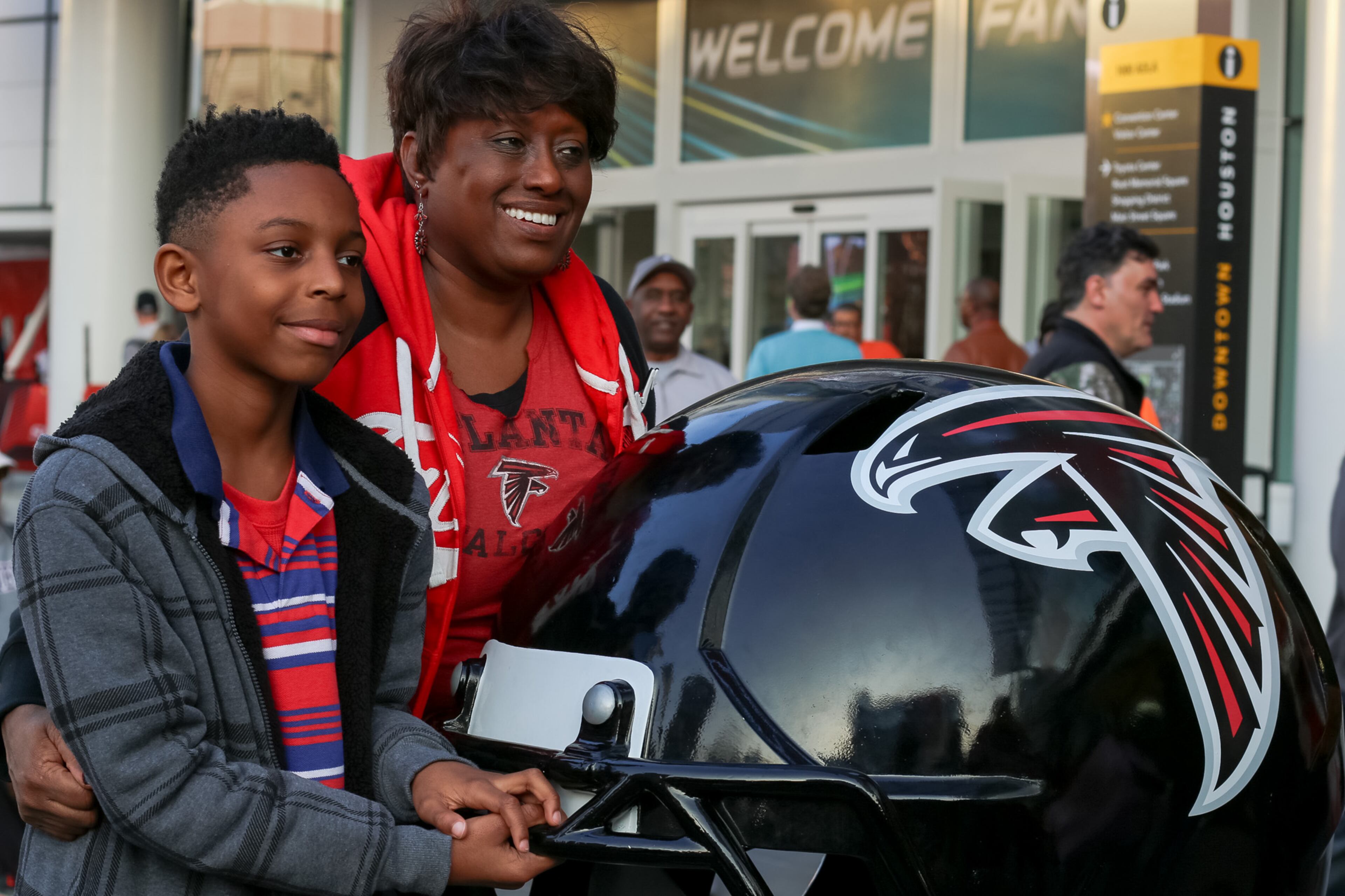 Atlanta Falcons fans have descended upon Houston to celebrate and cheer on the Falcons who will face off against the New England Patriots at Super Bowl 51 on Sunday, February 5. (Janay Kingsberry/AJC)