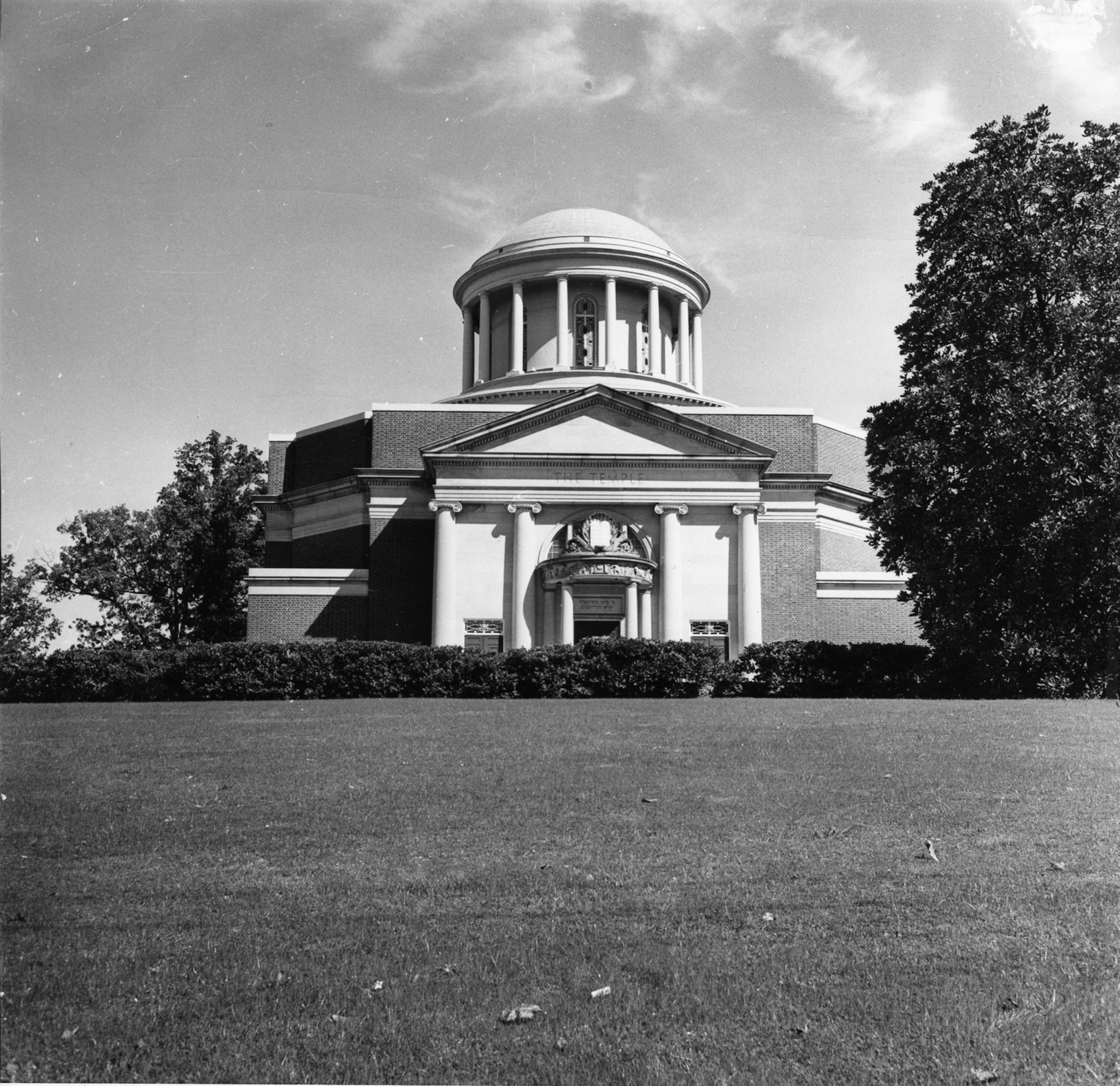 The Hebrew Benevolent Congregation Temple on Peachtree Street in Atlanta was bombed in October 1958. AJC FILE