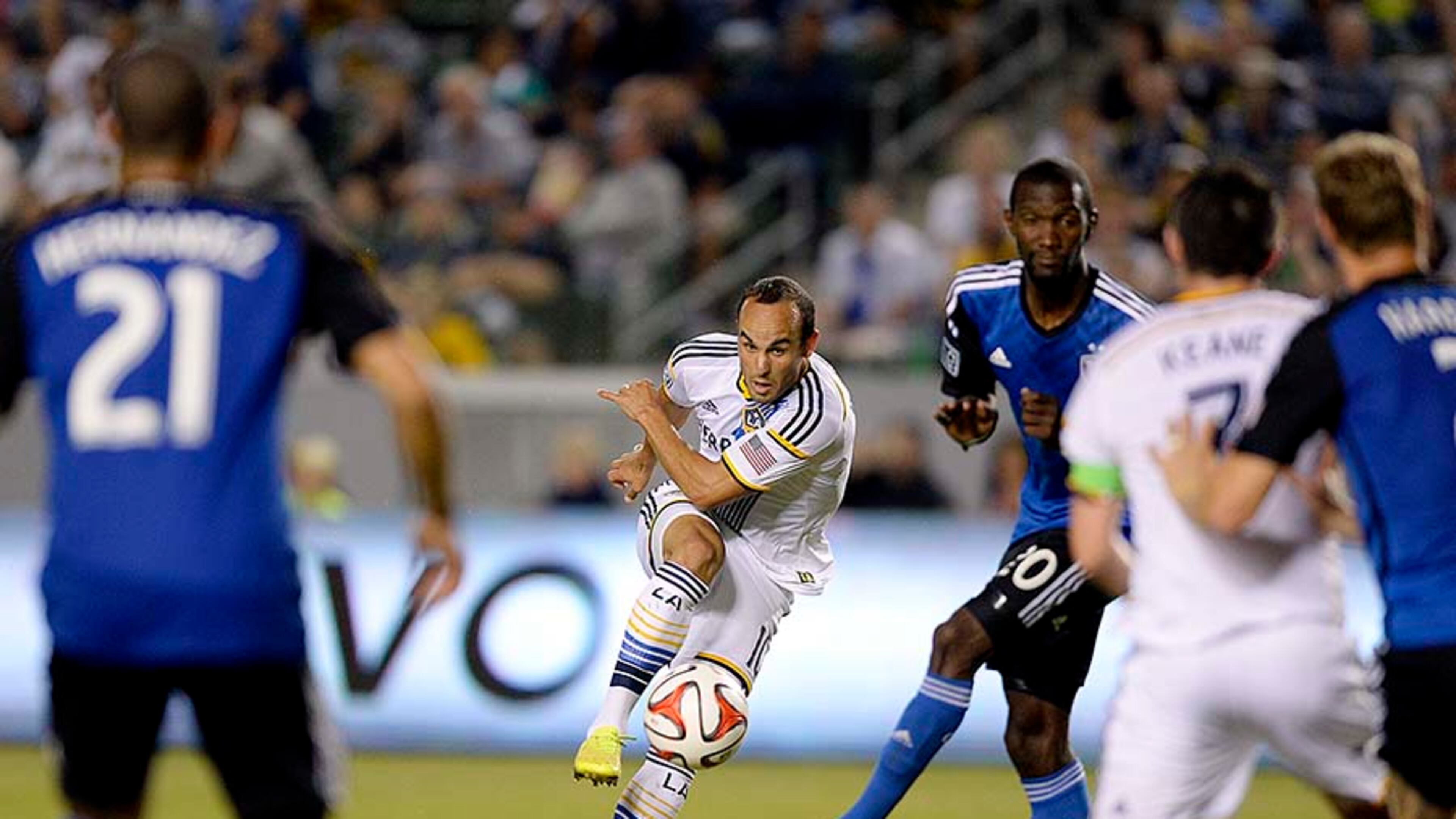 Landon Donovan announced on Wednesday that he will retire at season’s end.